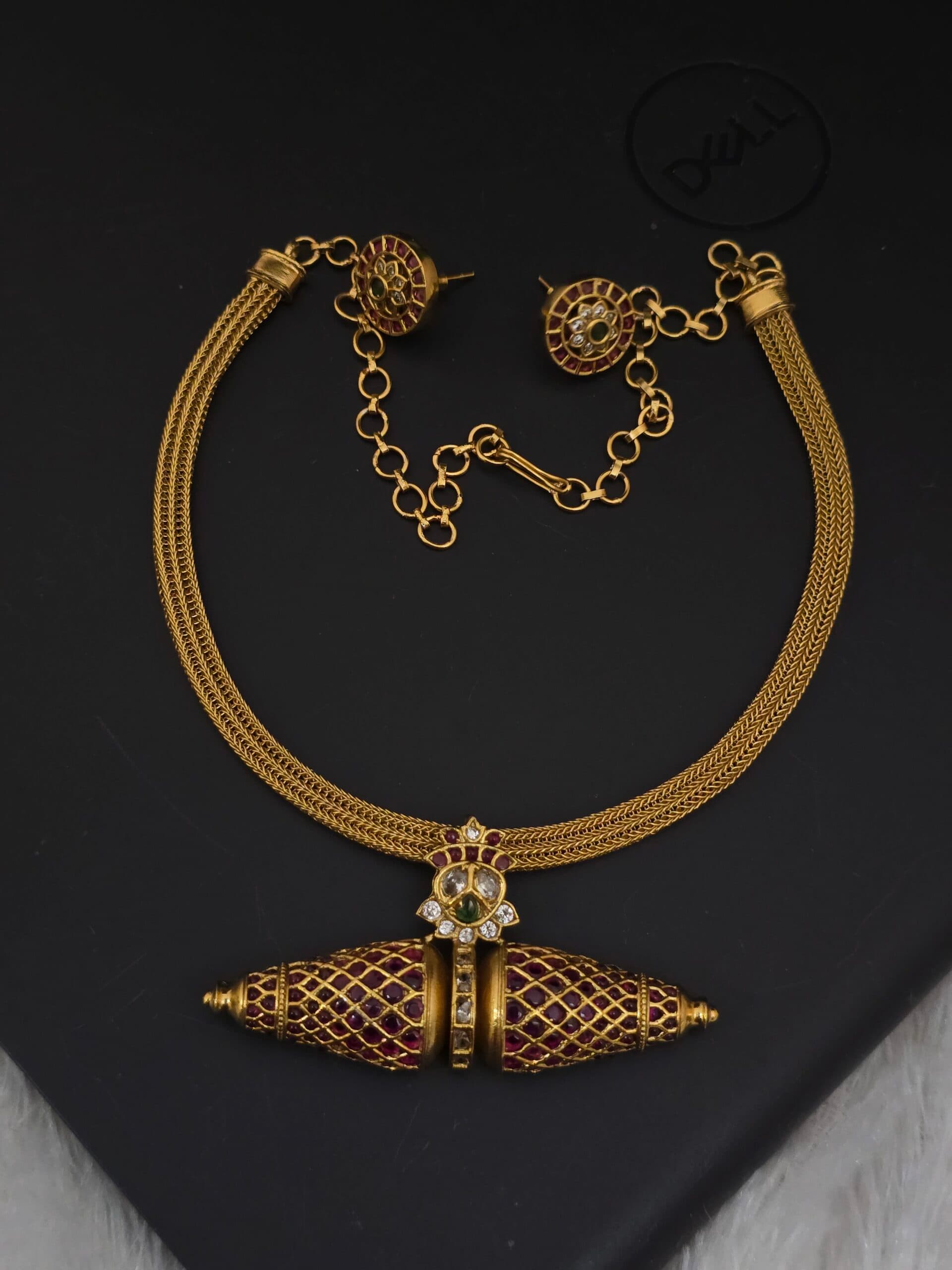 Premium Matt Real gold replica necklace with real kemp stone with earings