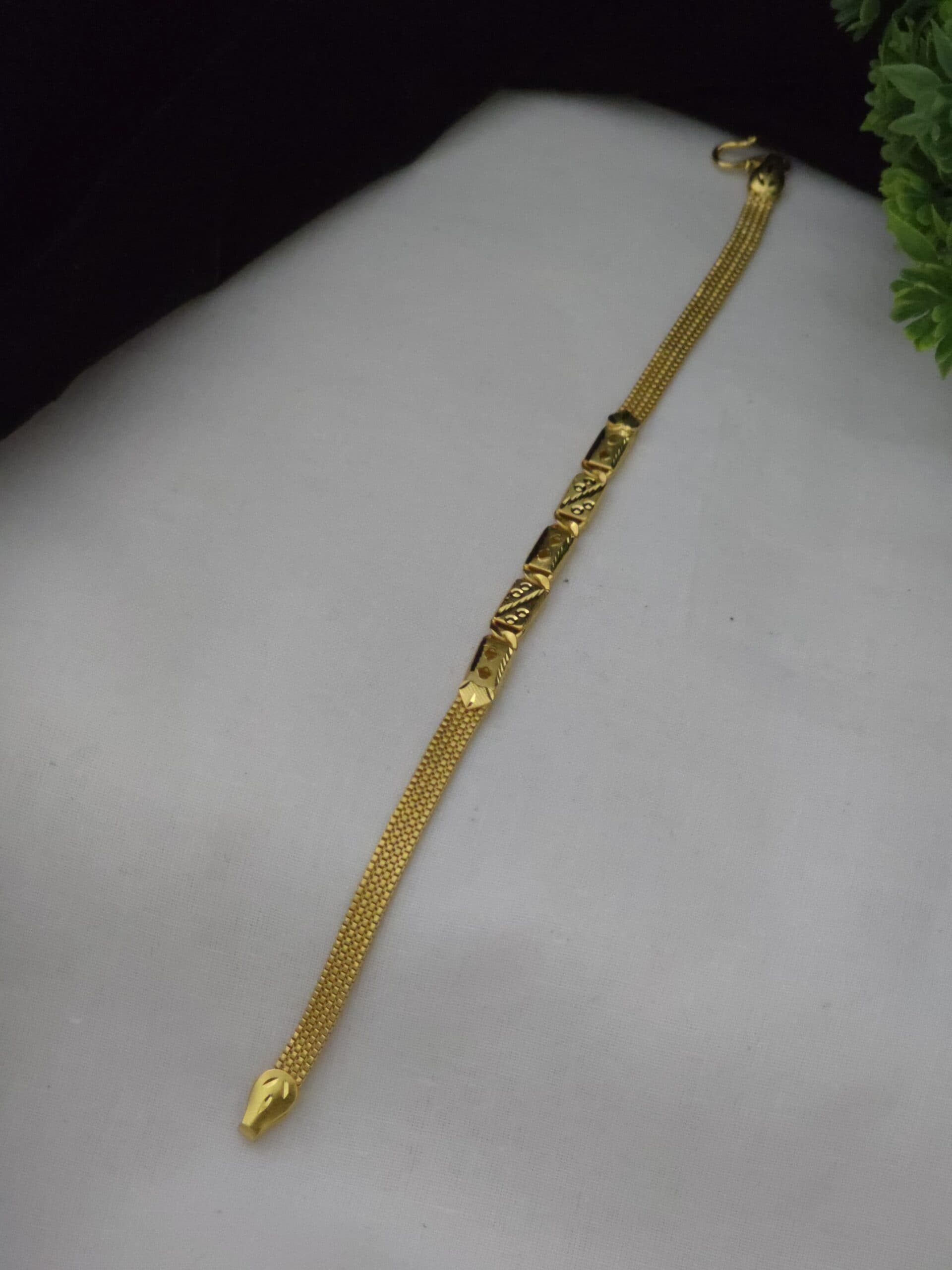 Foaming bracelet