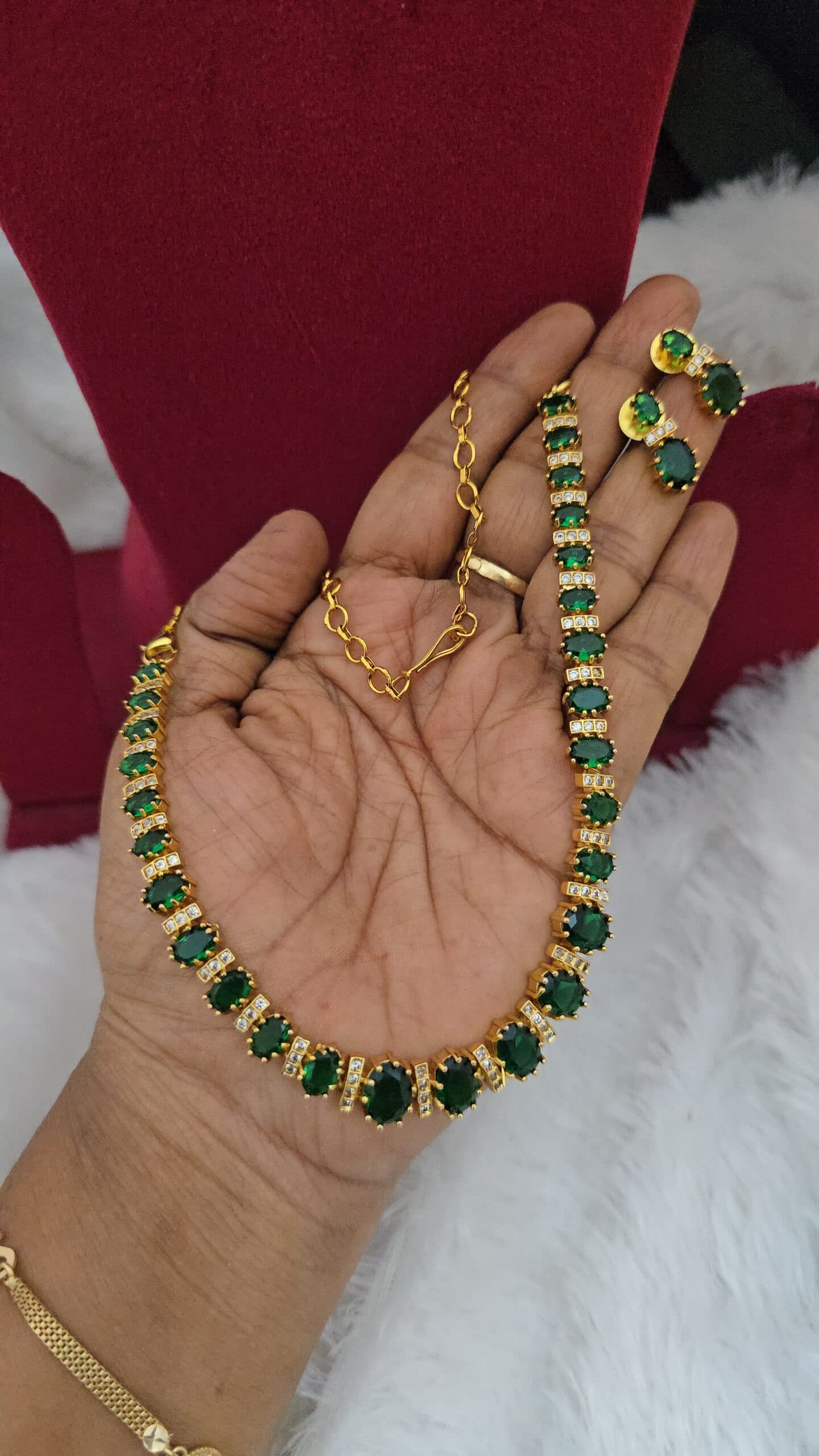 Premium matt ad stone necklace