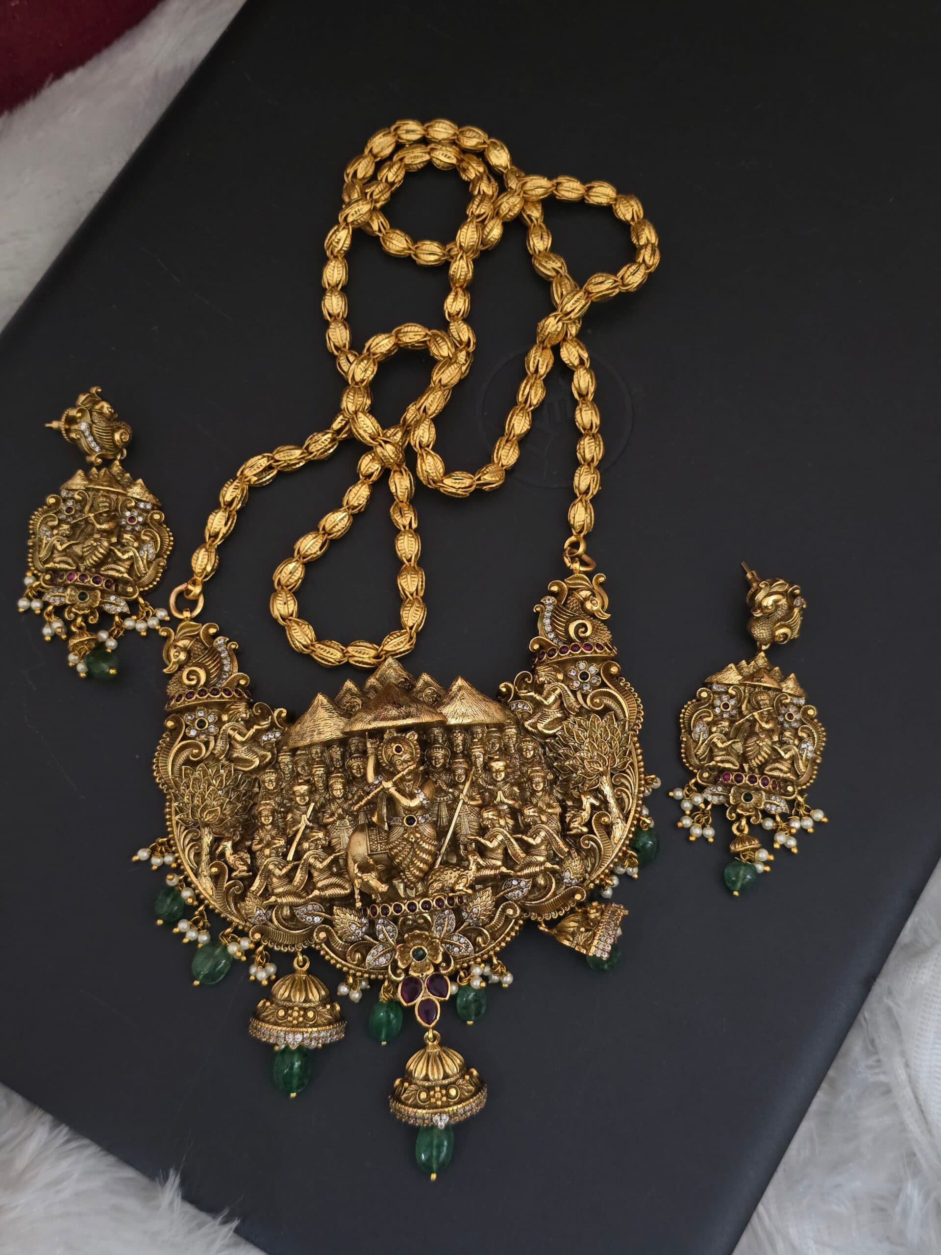 Premium matt 36 inch dollar chain with earings