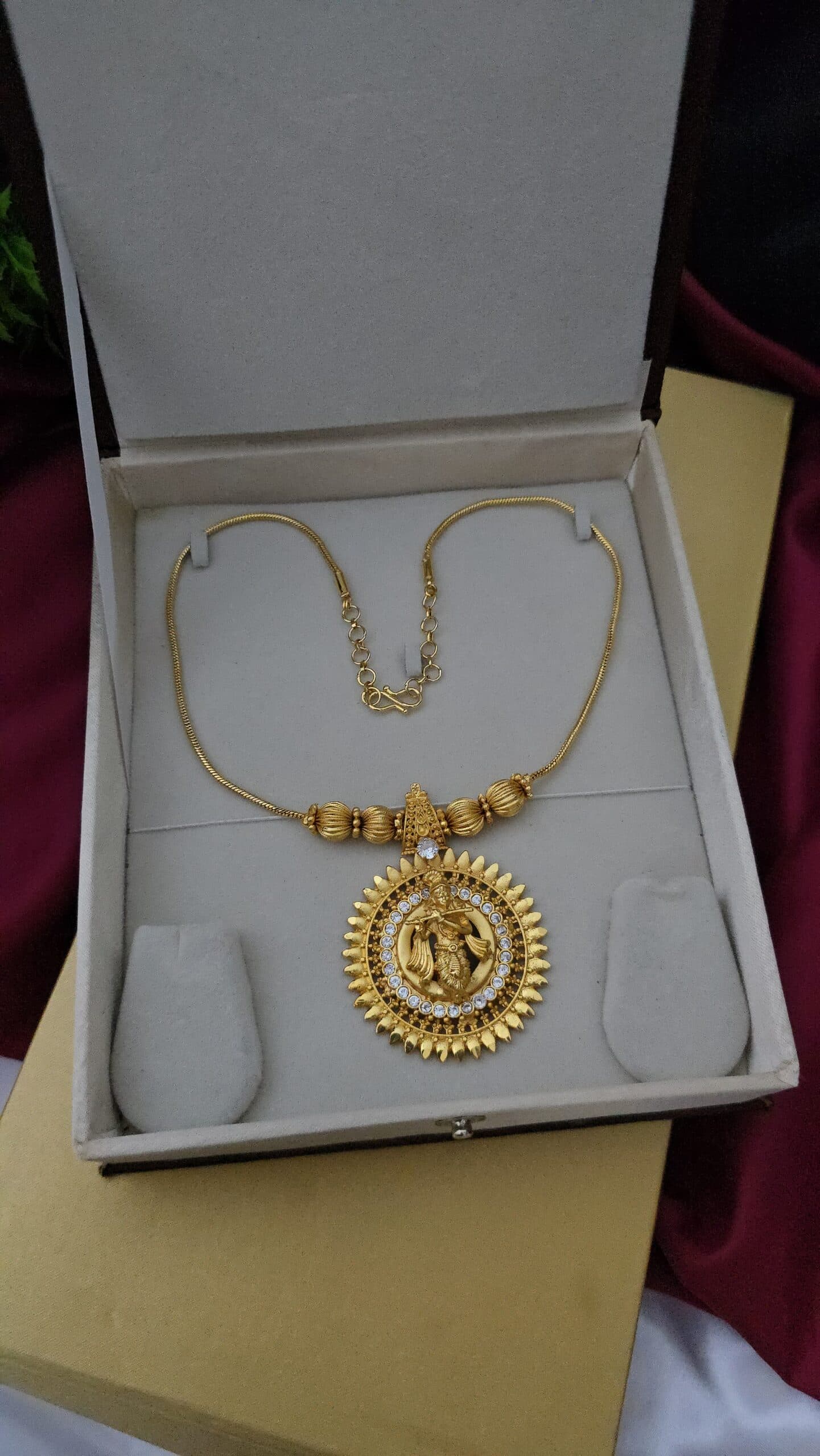Vinayagar pendant necklace real gold tone comes