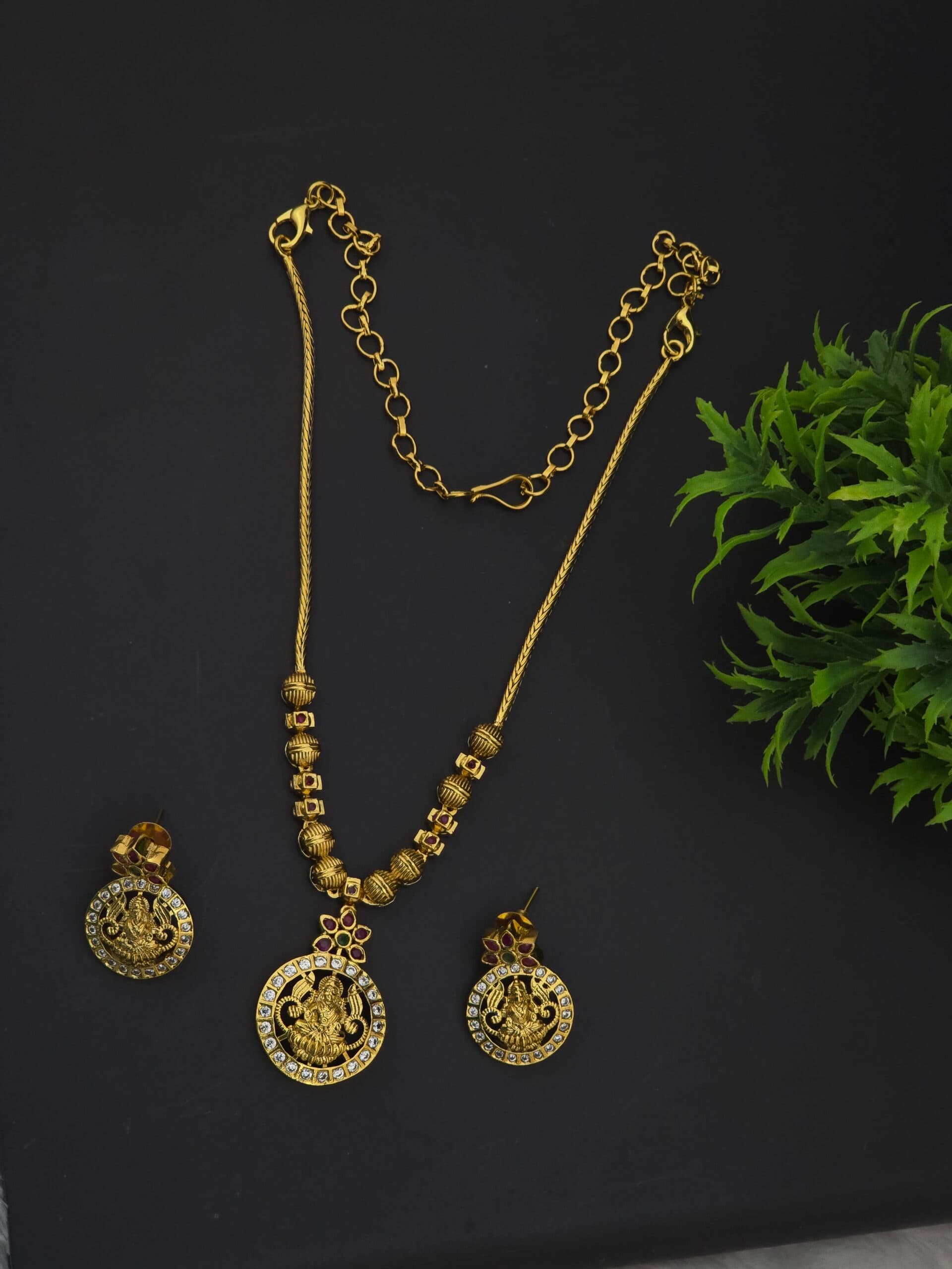 Premium matt nagas necklace with earings