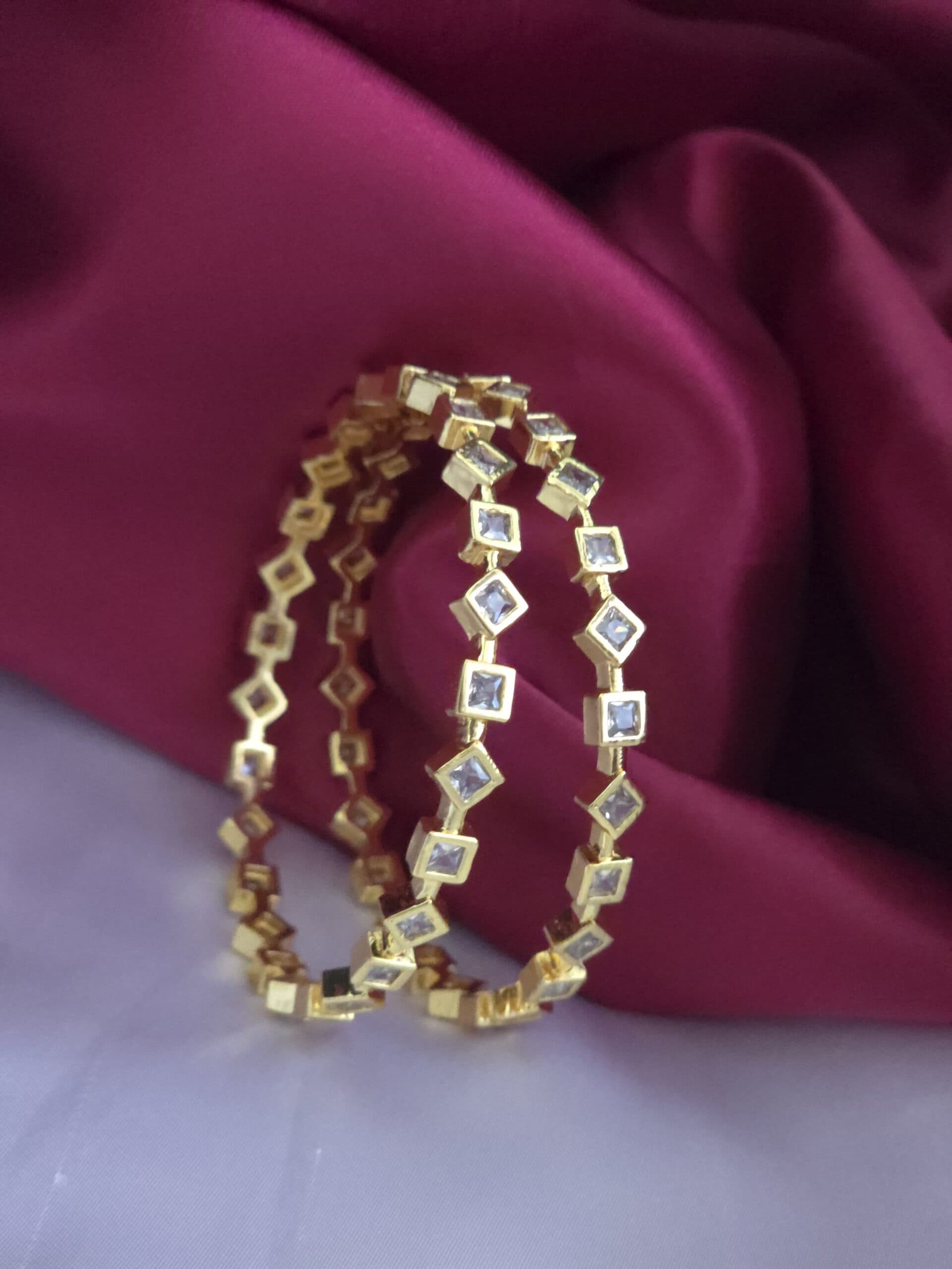 Ad matt bangle