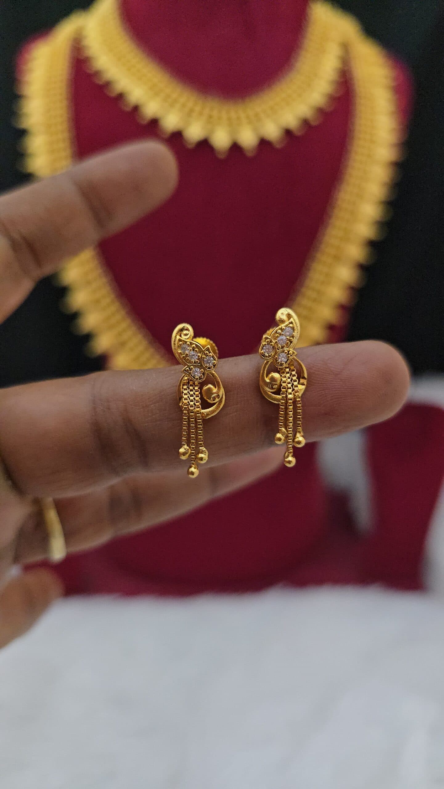 Premium foaming ad stone chain drops earing