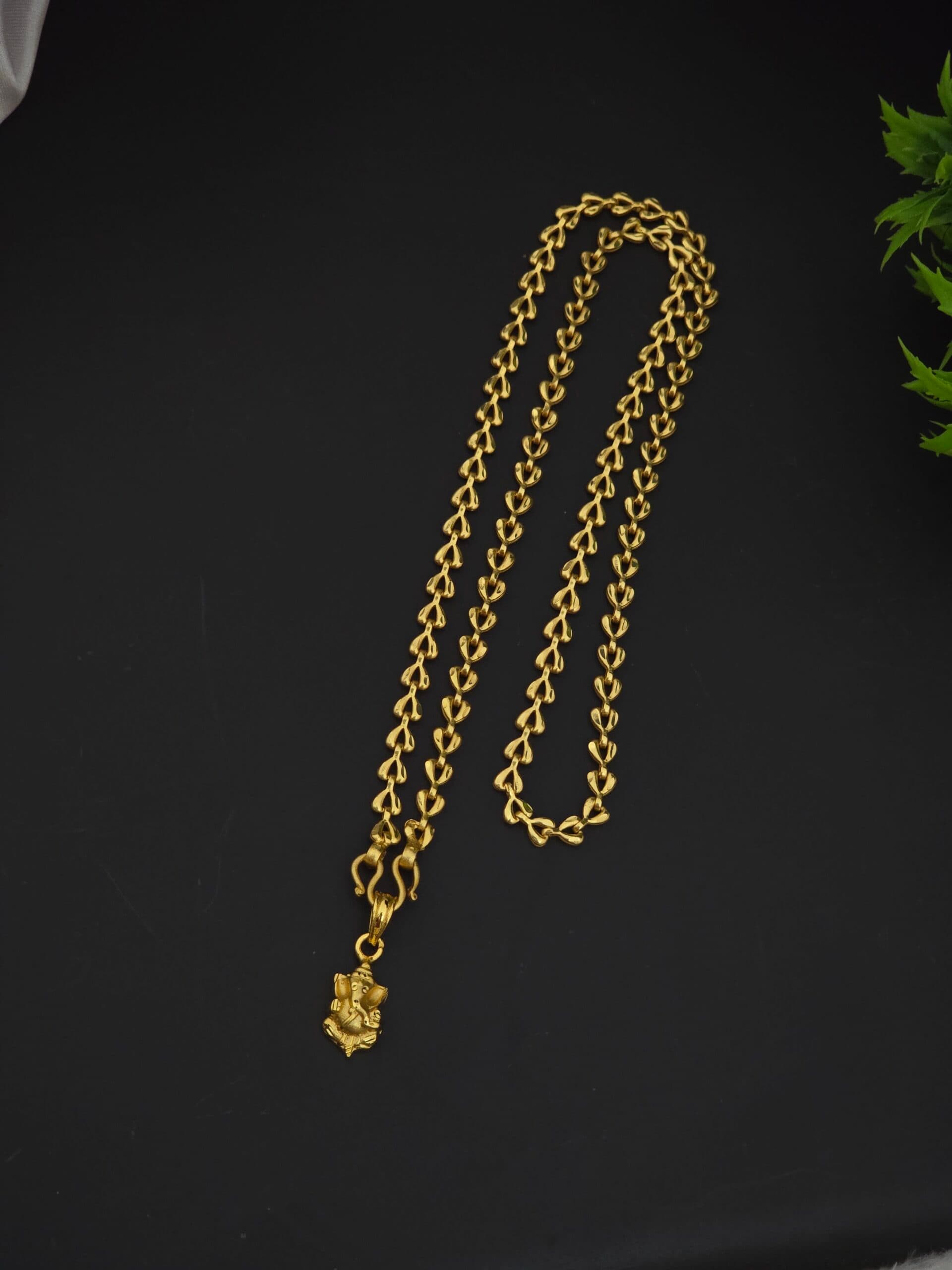 Premium foaming 18 INCH vinayagar dollar chain one day offer