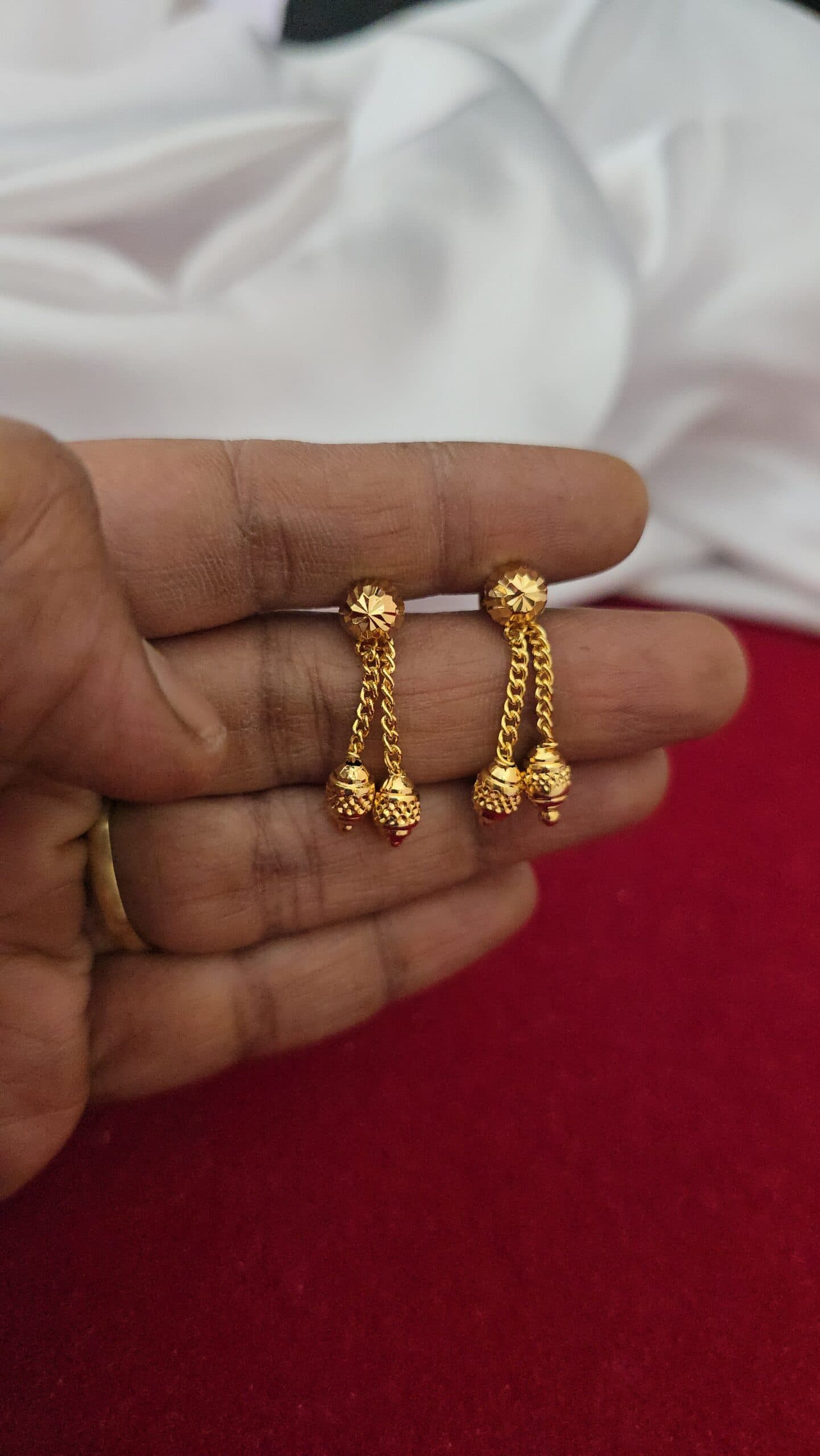 Premium foaming drops earings