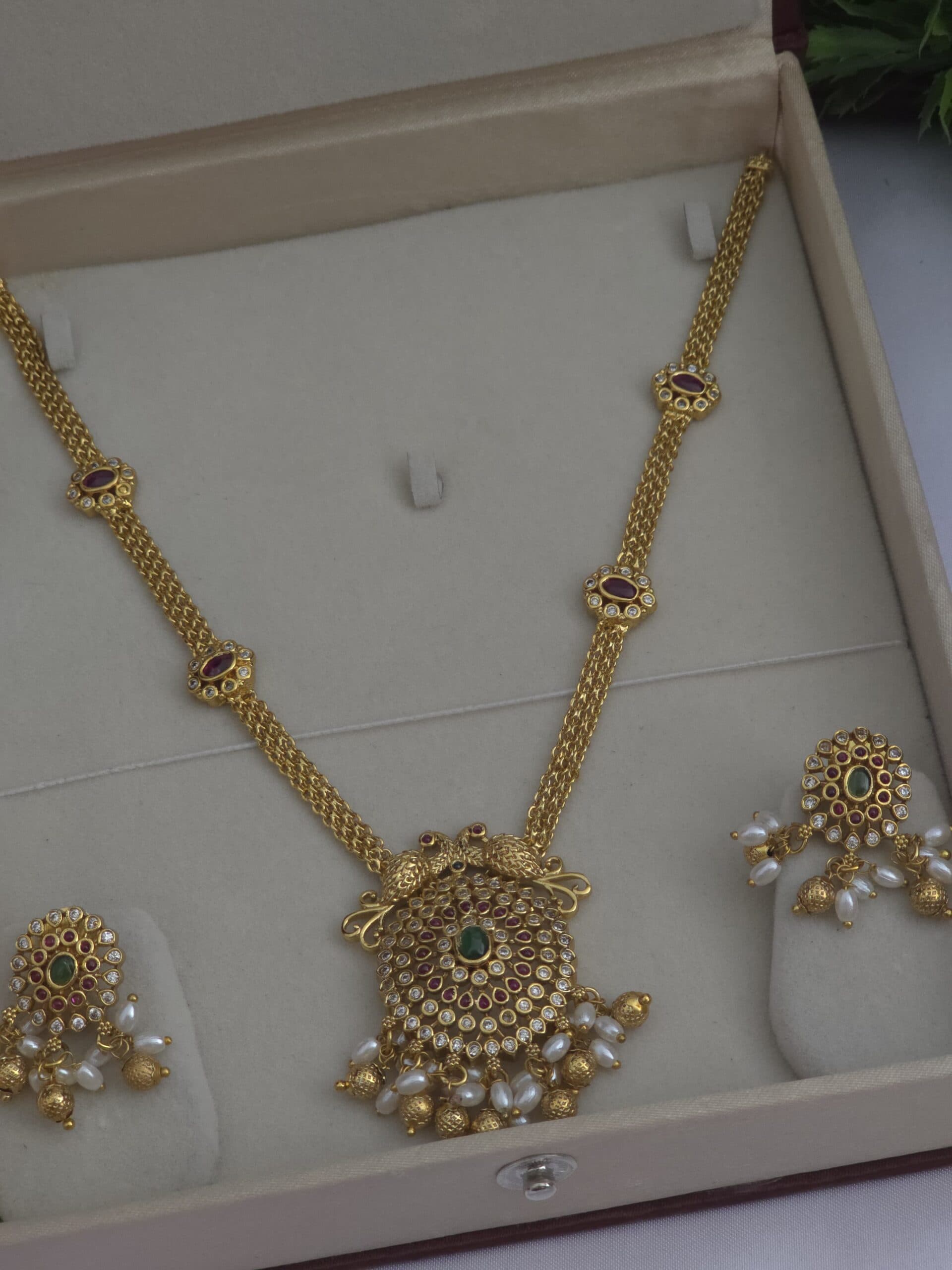 AD Multi necklace