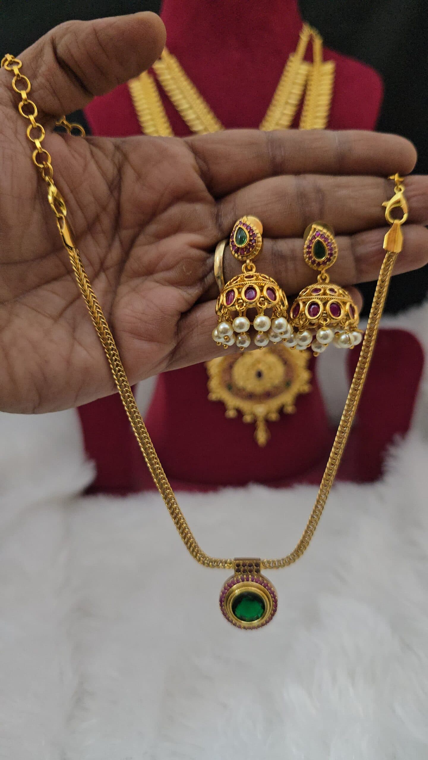 Premium matt thickline palak necklace with earings christmas special