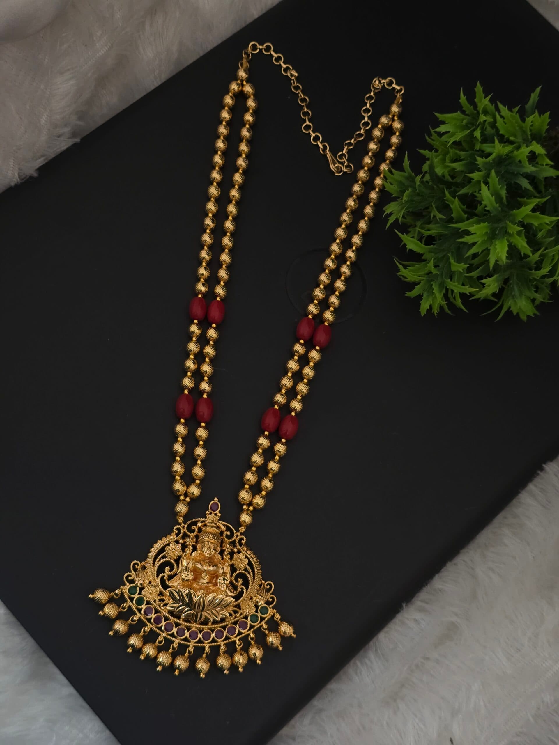 Premium matt lakshmi rani haram comes coral