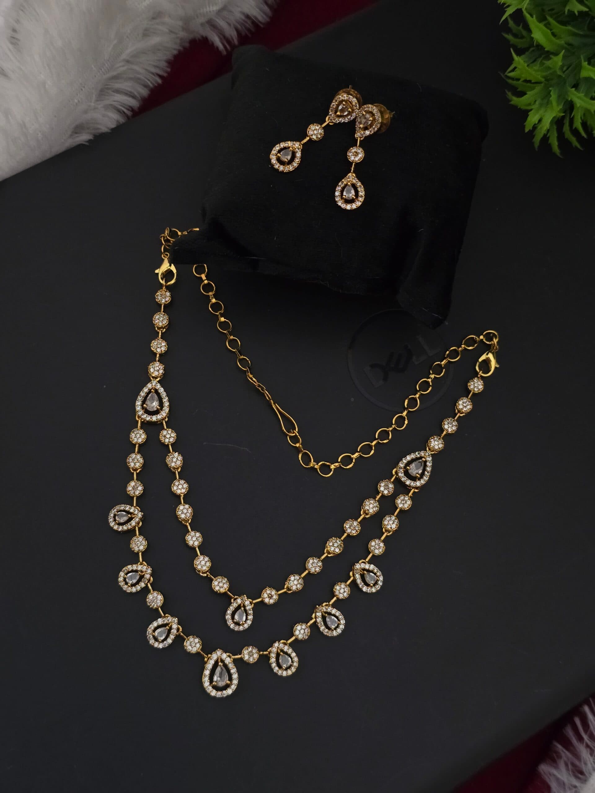 Premium matt ad stone necklace with earings