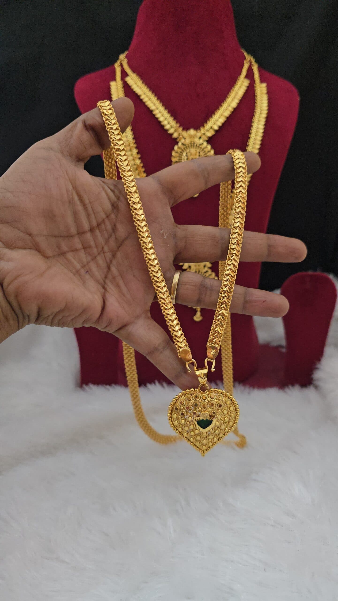 Premium foaming 32 inch palak dollar chain