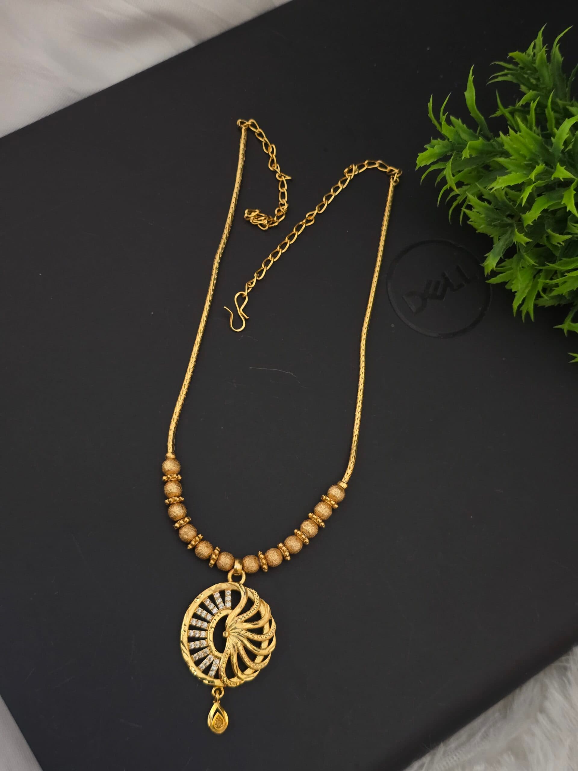 Premium Foaming ad stone necklace
