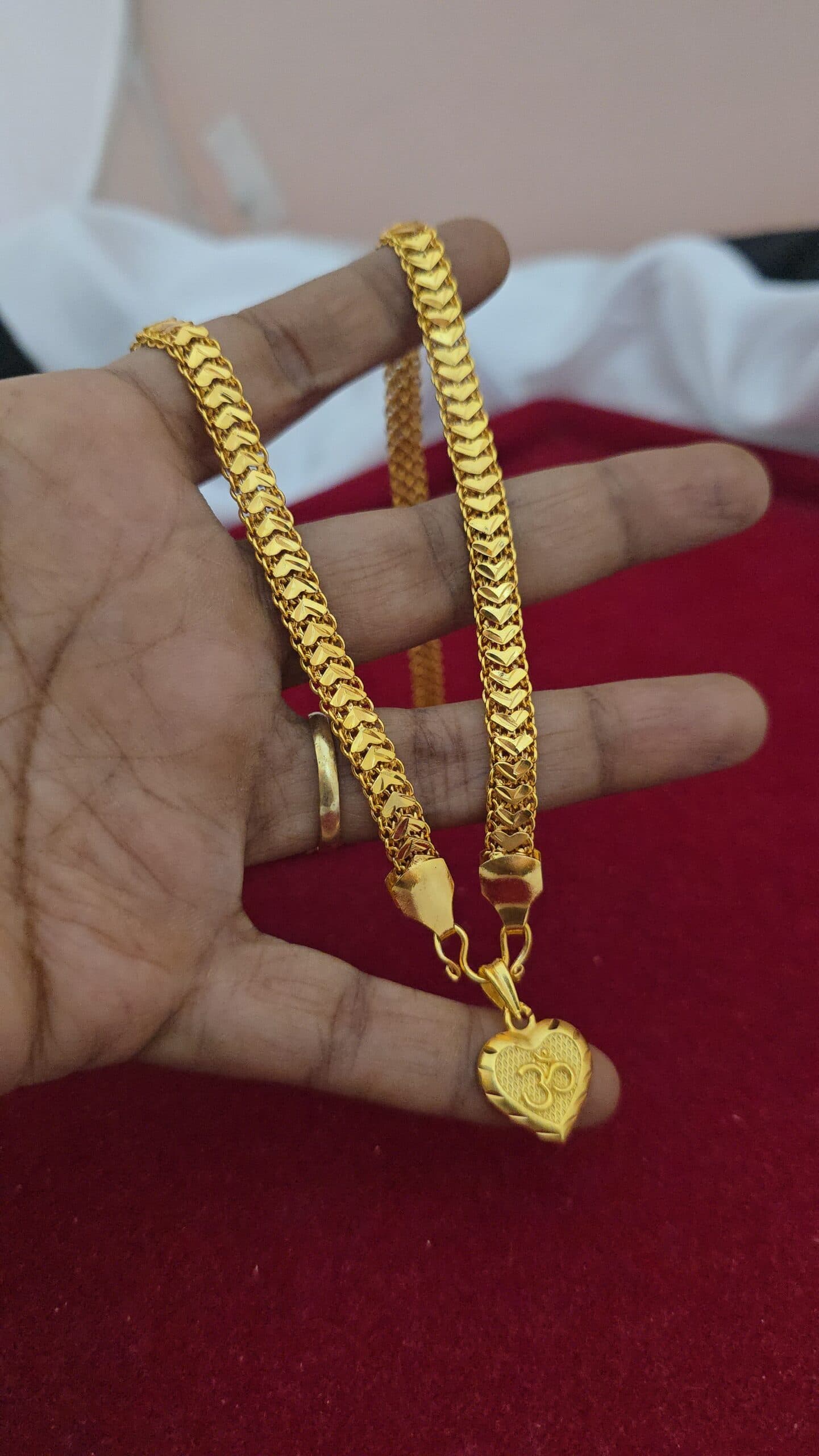 Premium Foaming 18 Inches New year special offer dollar chain