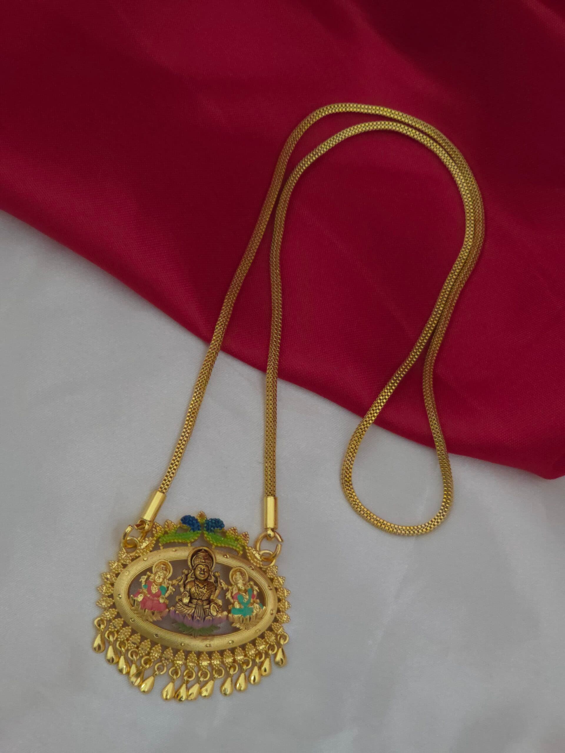 Premium foaming 28 inch enamel lakshmi dollar chain