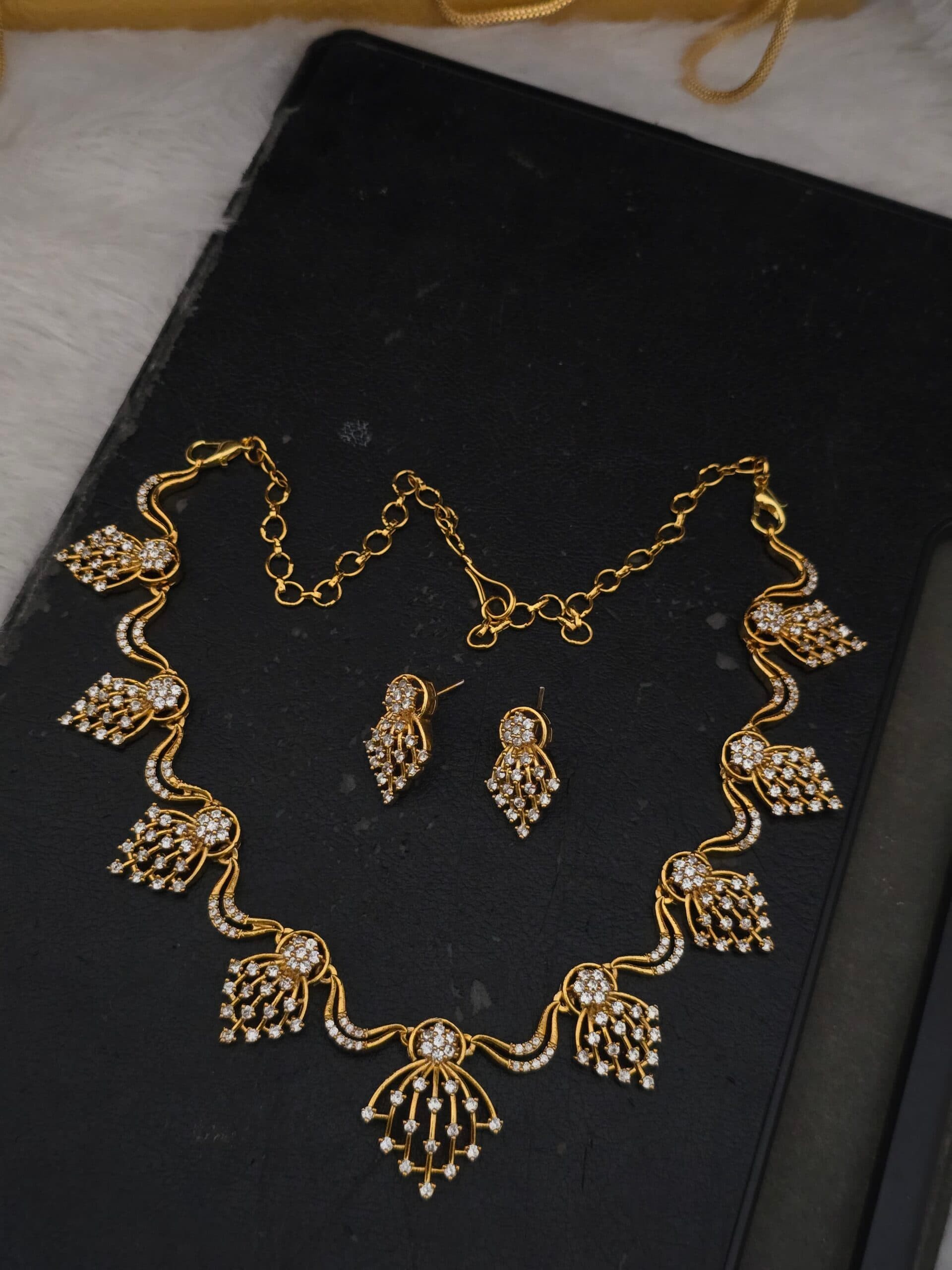 Premium mat Ad stone diamond replica necklace