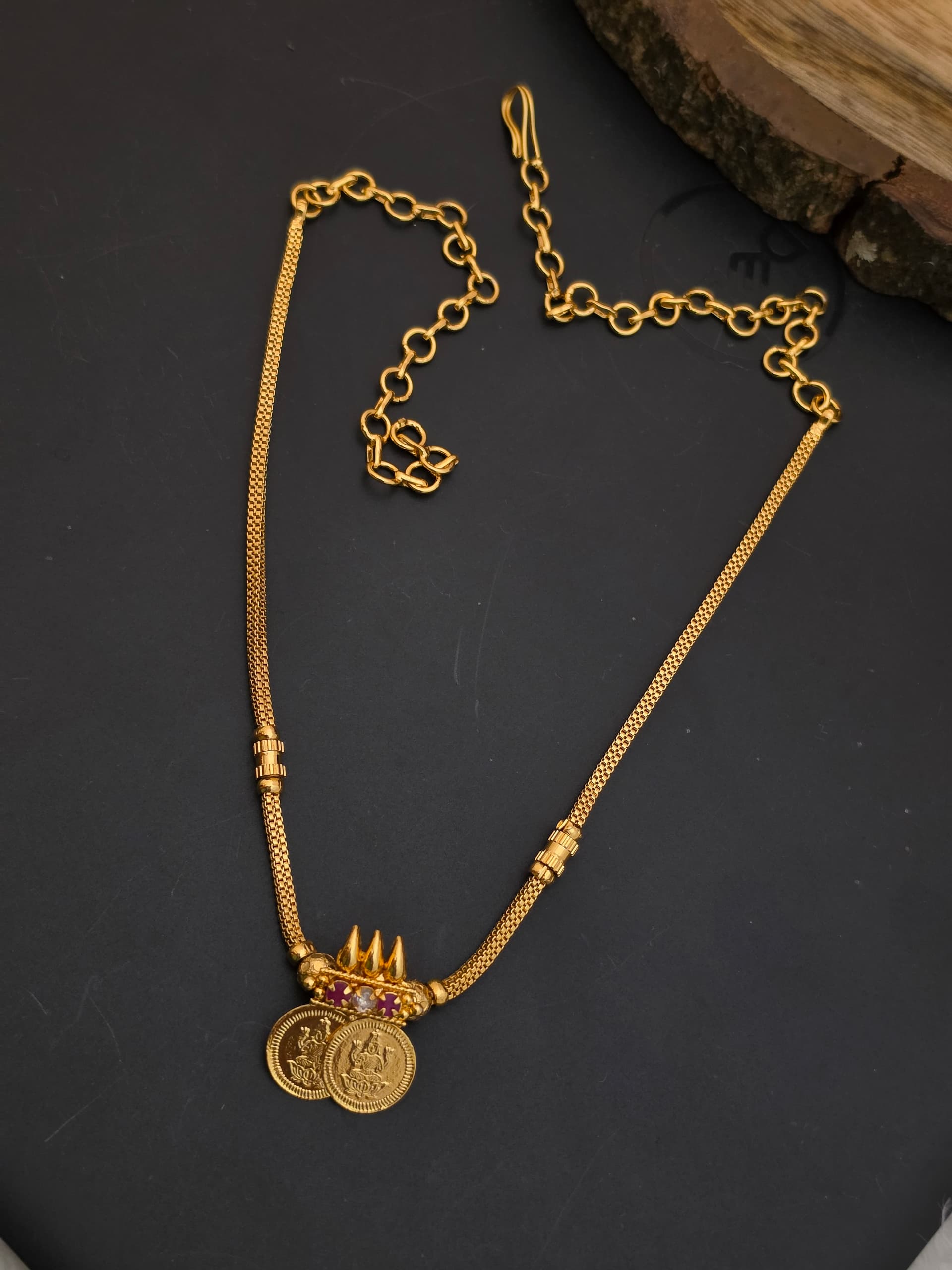 Premium foaming coin lakashmi necklace