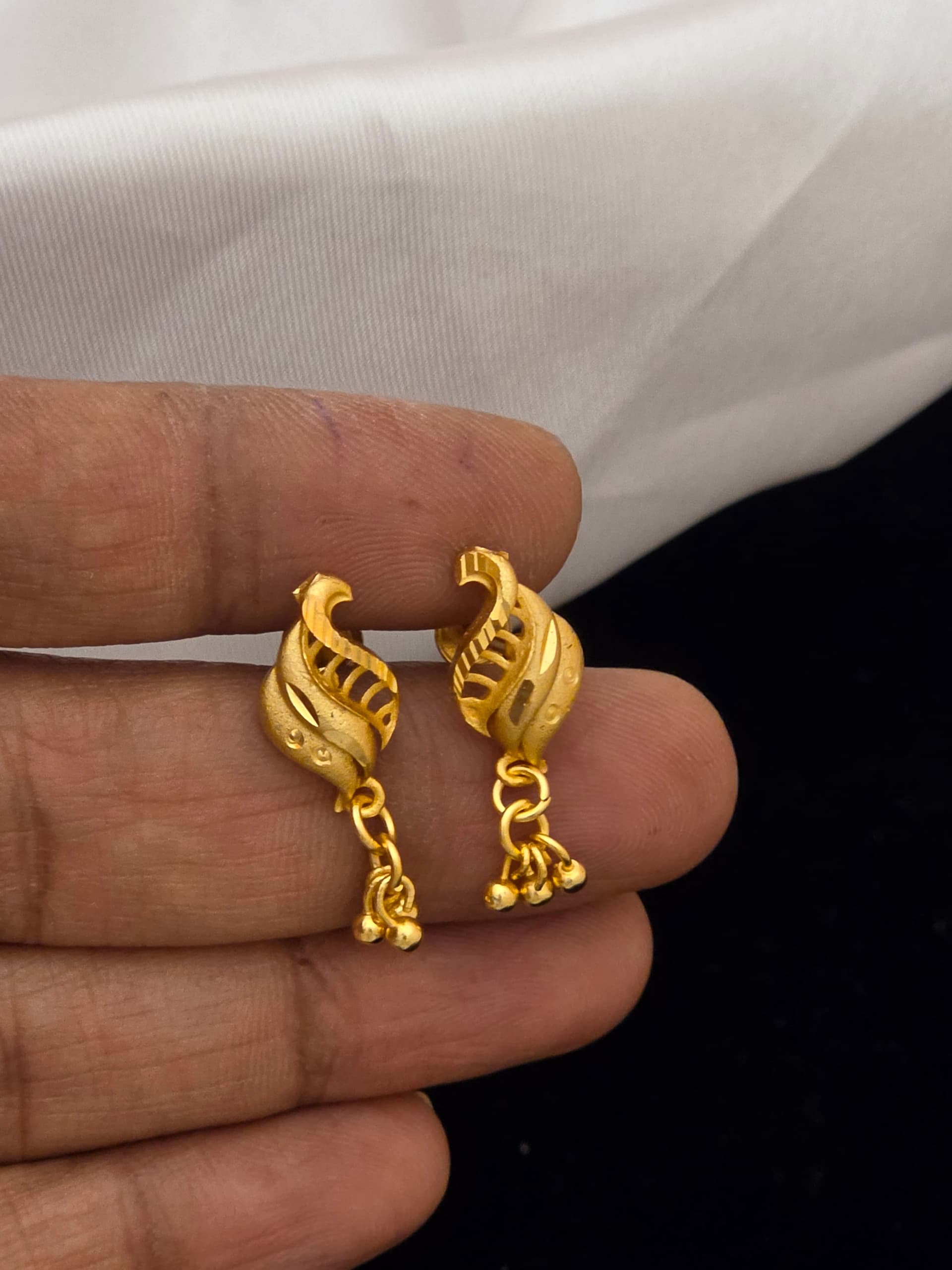 Premium foaming drops earing