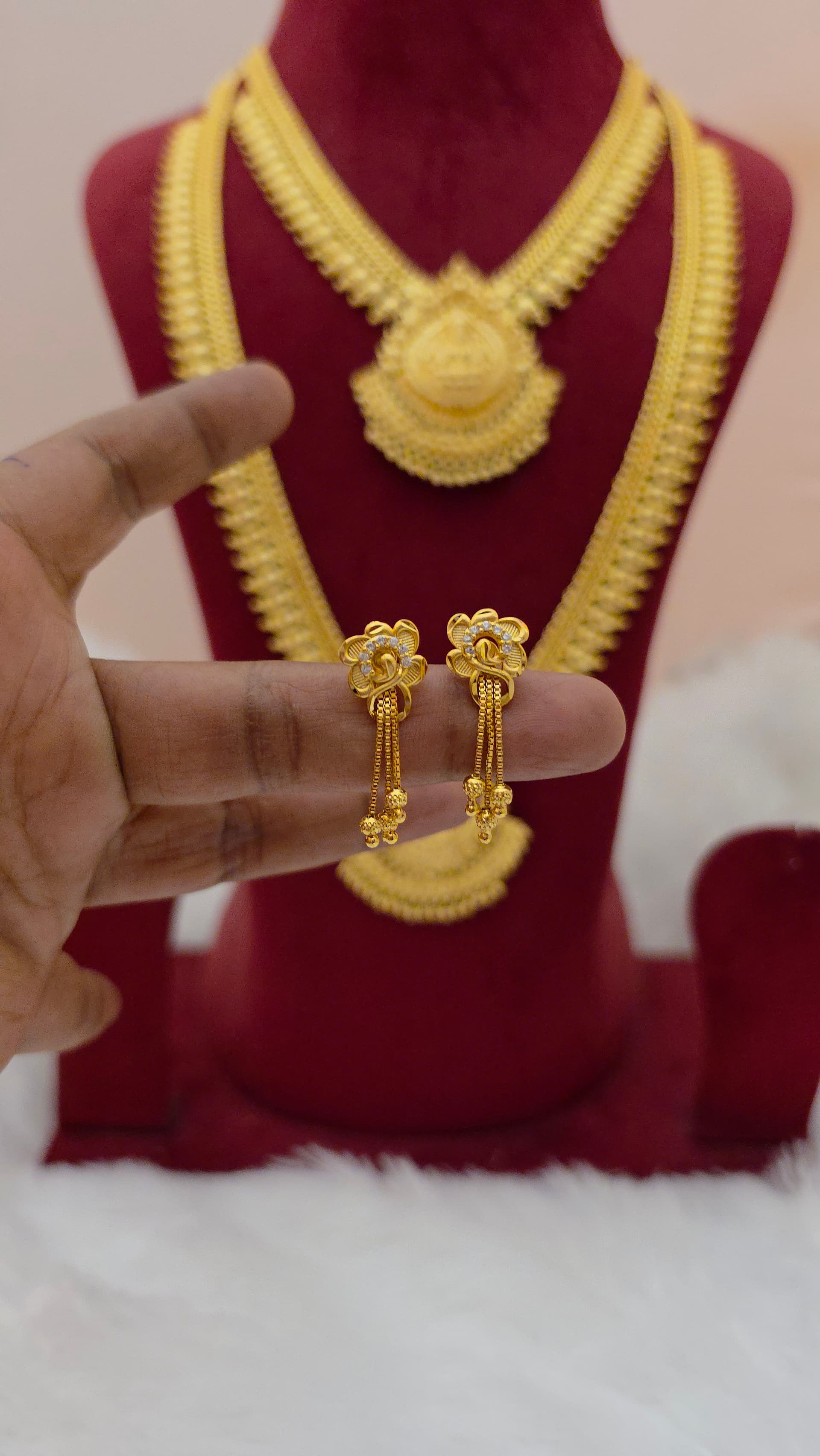 Premium foaming chain drops earing