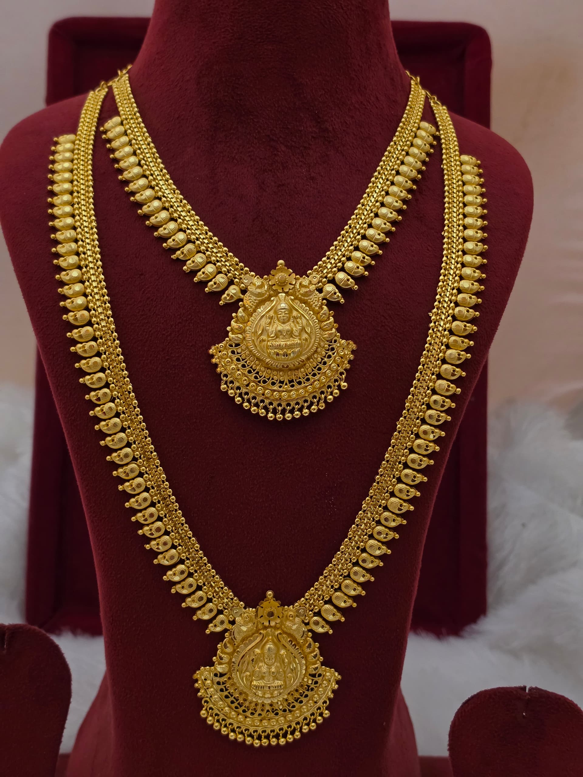 Premium foaming lakshmi necklace with haram combo