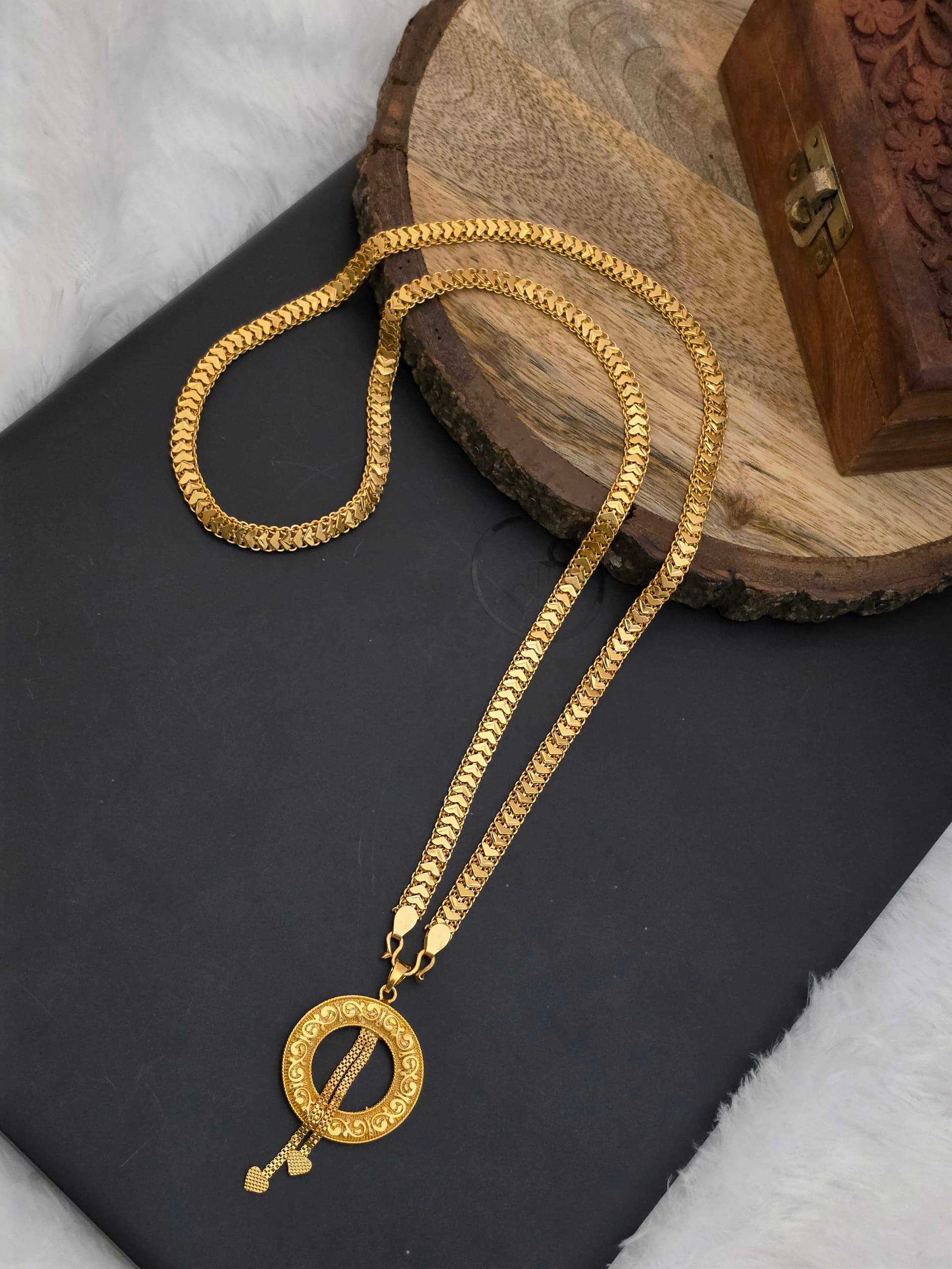 Premium foaming 32 inch dollar chain