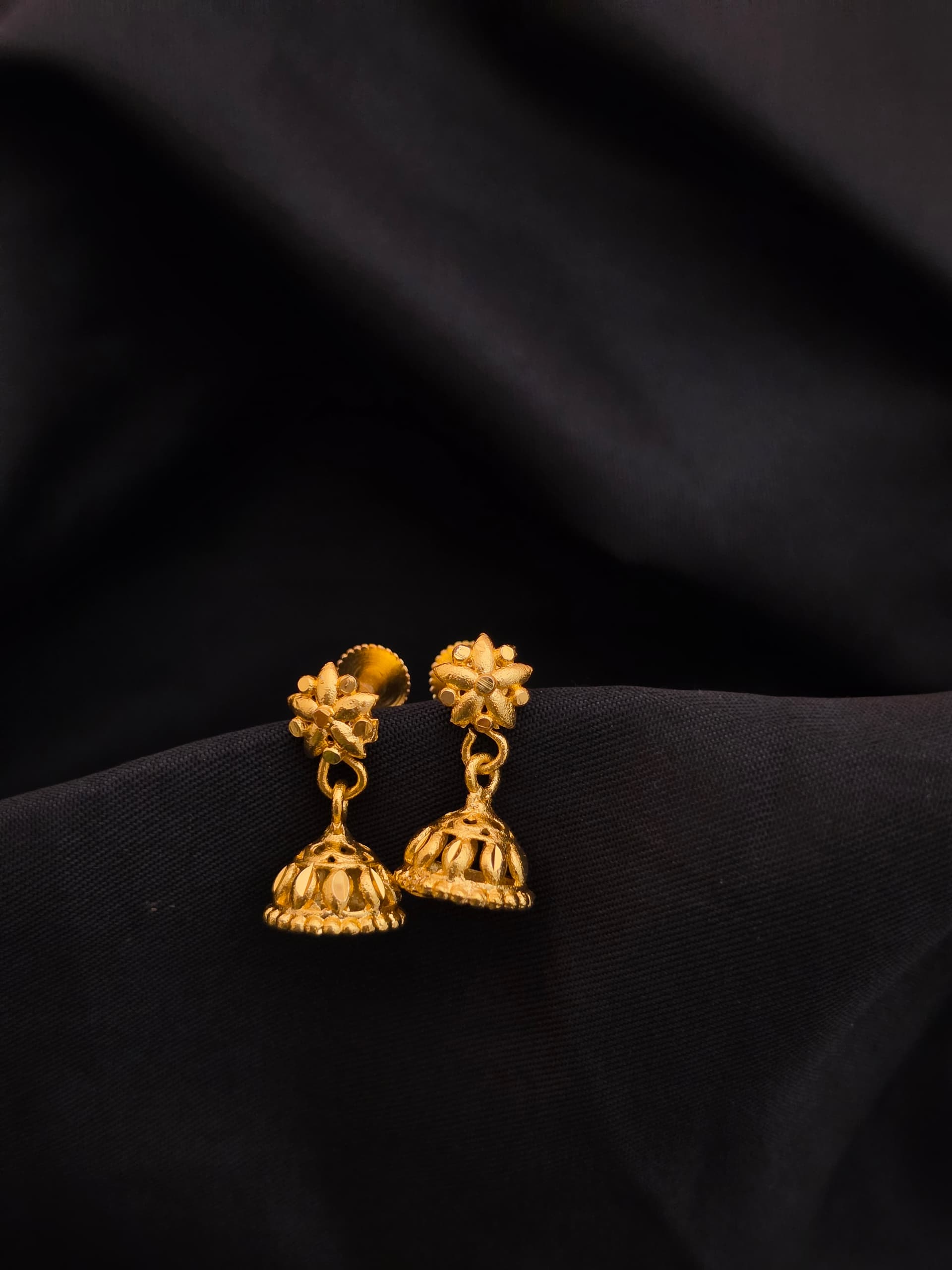 Premium foaming jhumka