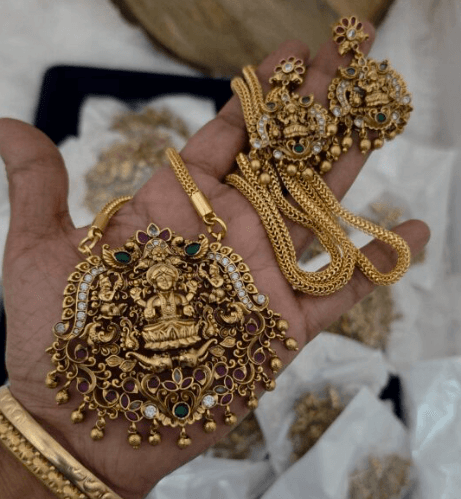 Premium quality 32 inches antique finish nakshi dollar chain