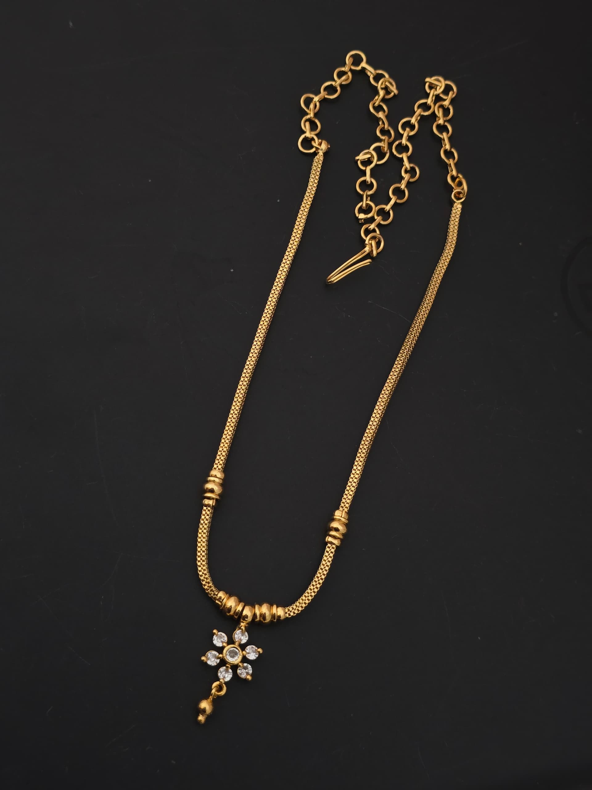 Premium foaming AD stone necklace