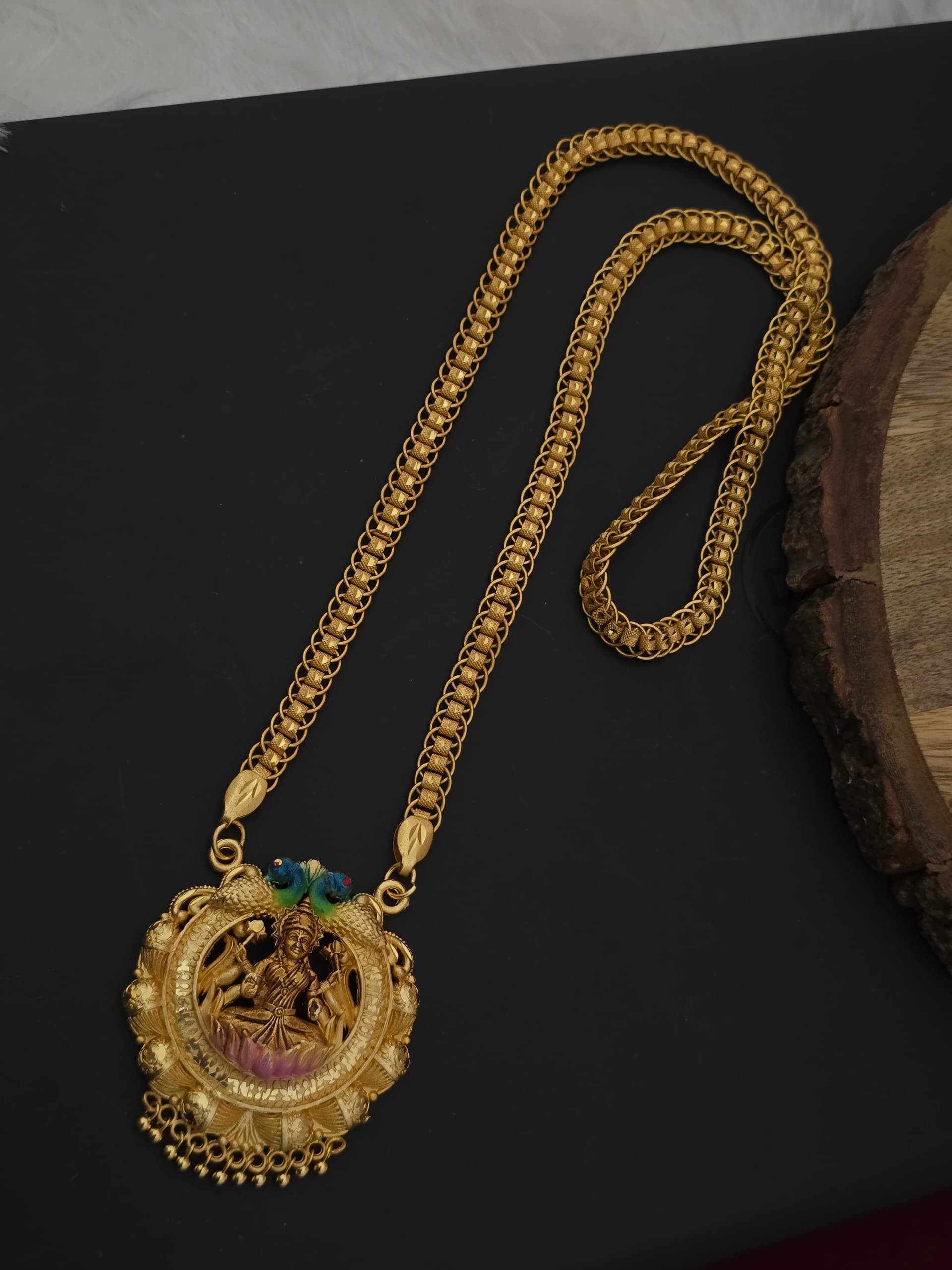 Premium foaming 28 inch enamel lakshmi dollar chain