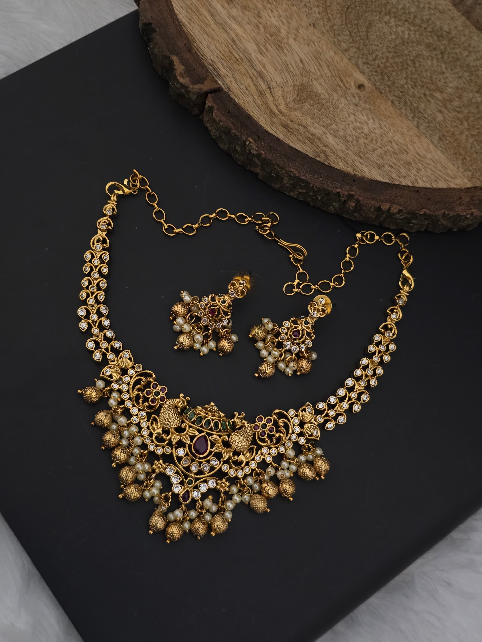 Premium matt ad stone necklace with earings
