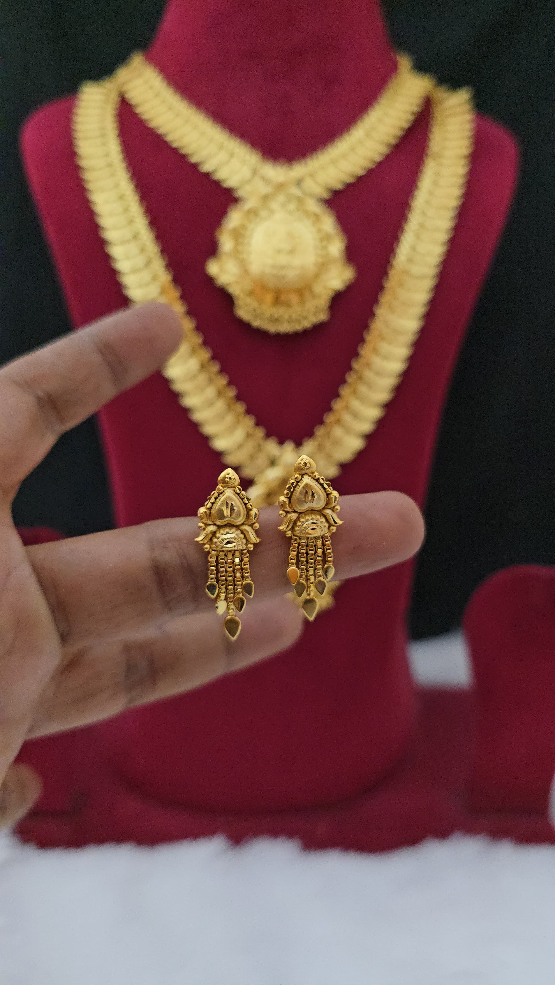 Premium foaming chain drops earing