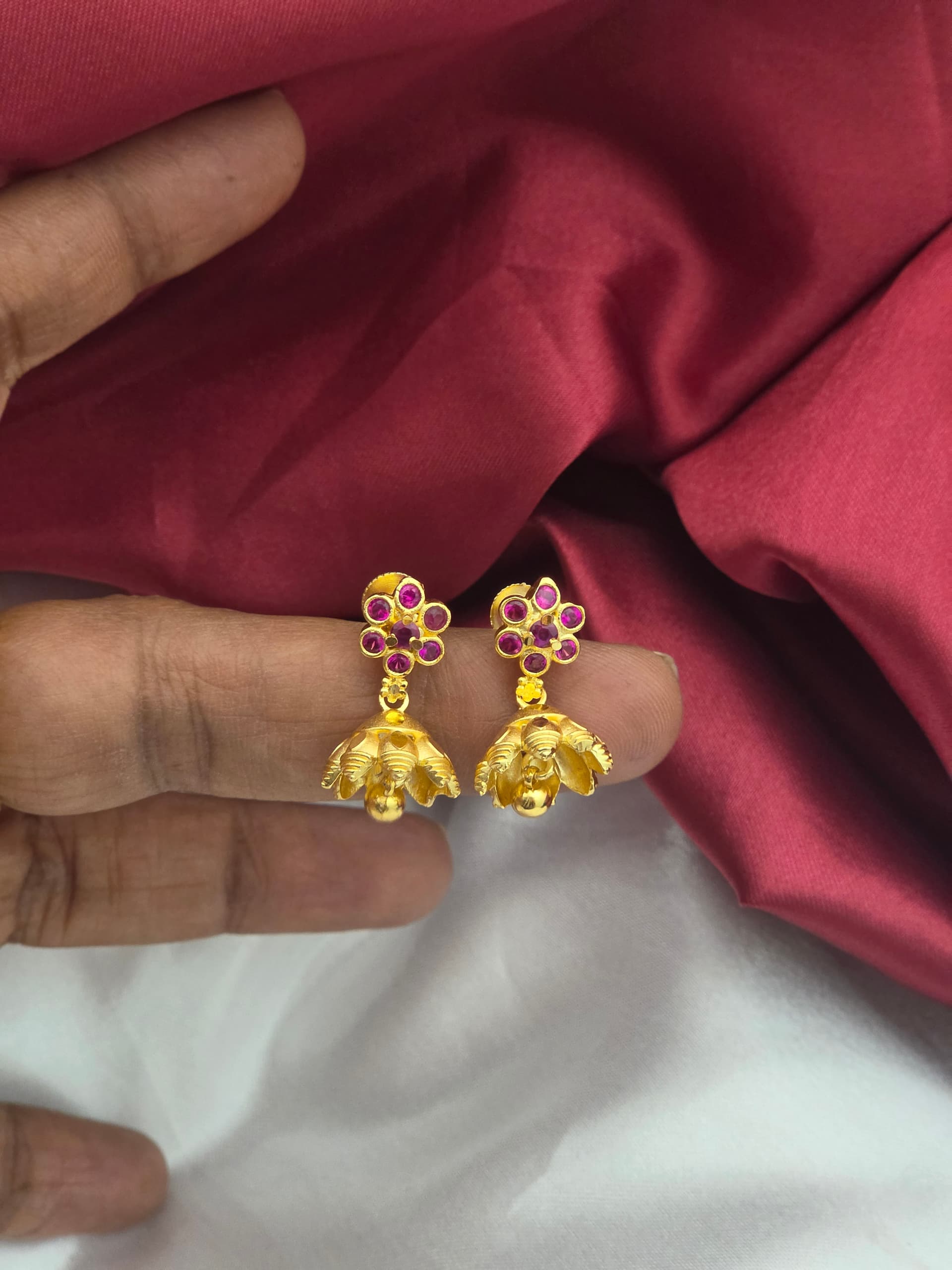 Premium foaming jhumka