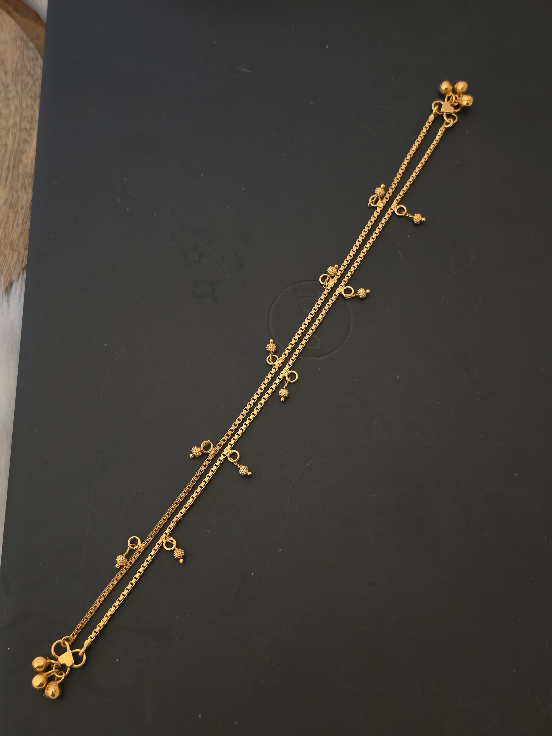 Premium foaming ball anklets