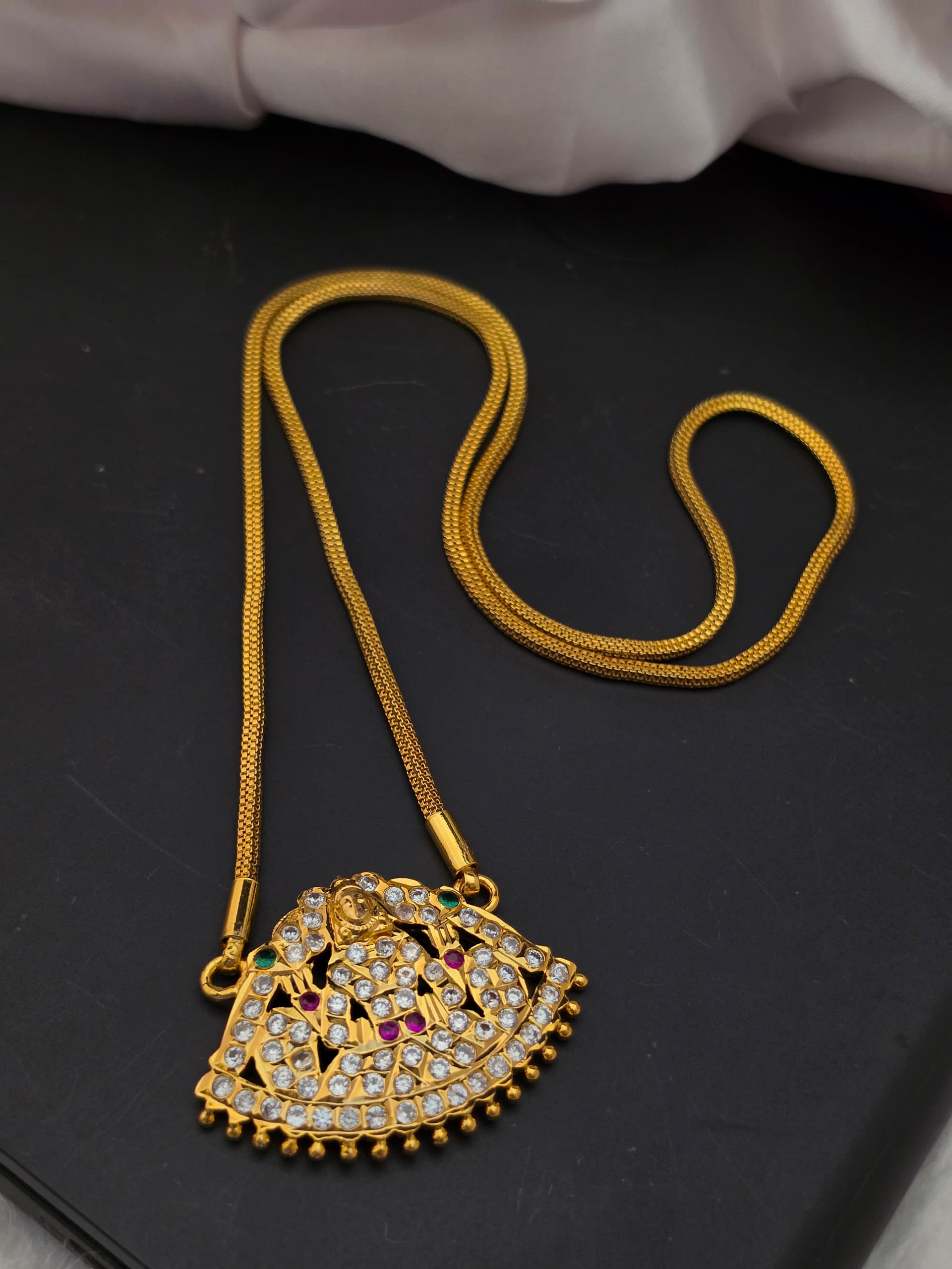 Premium impon 28 inch getty dollar chain 