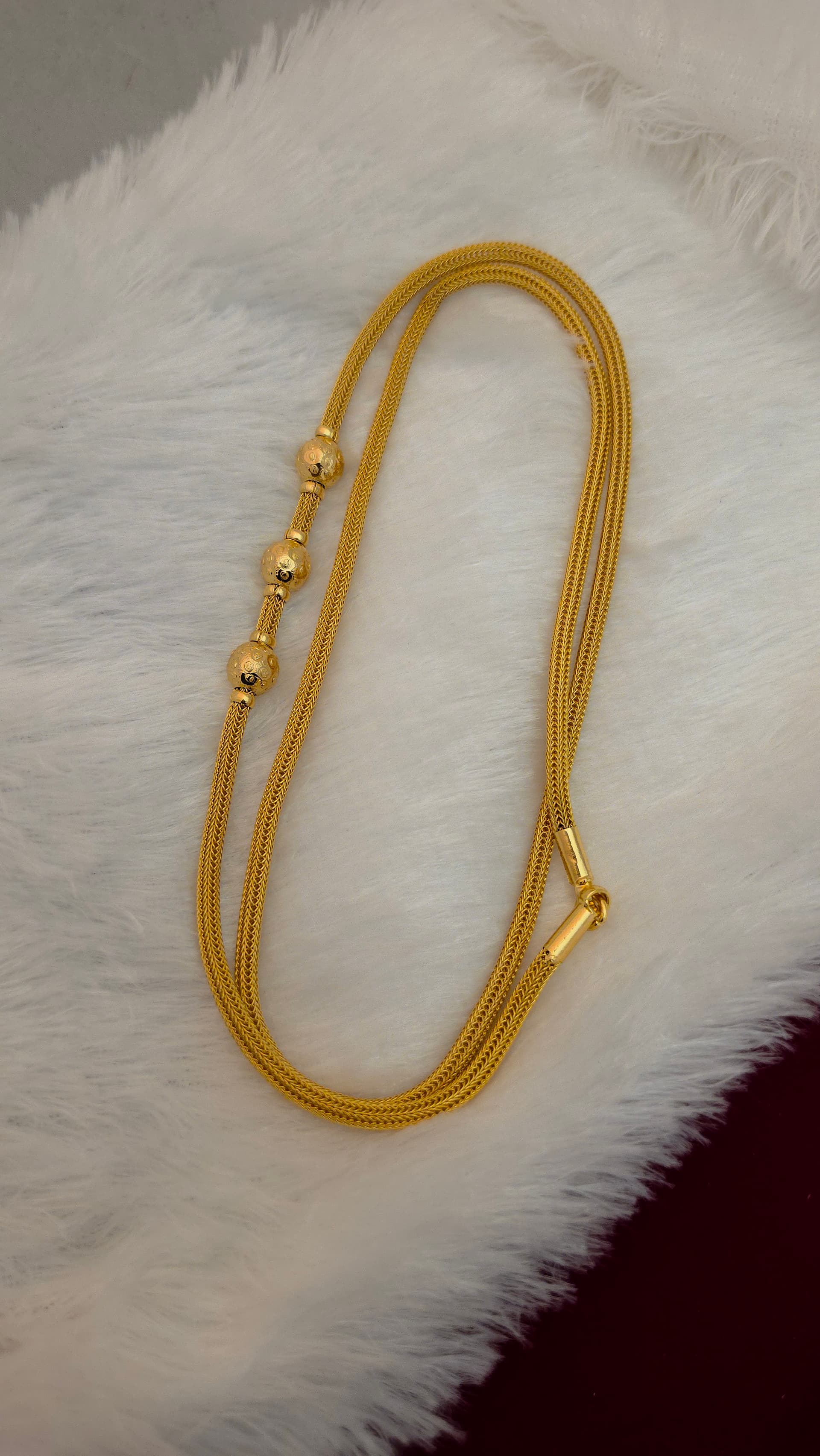 Premium foaming 3 ball 30 inches mugappu chain comes realgold tone