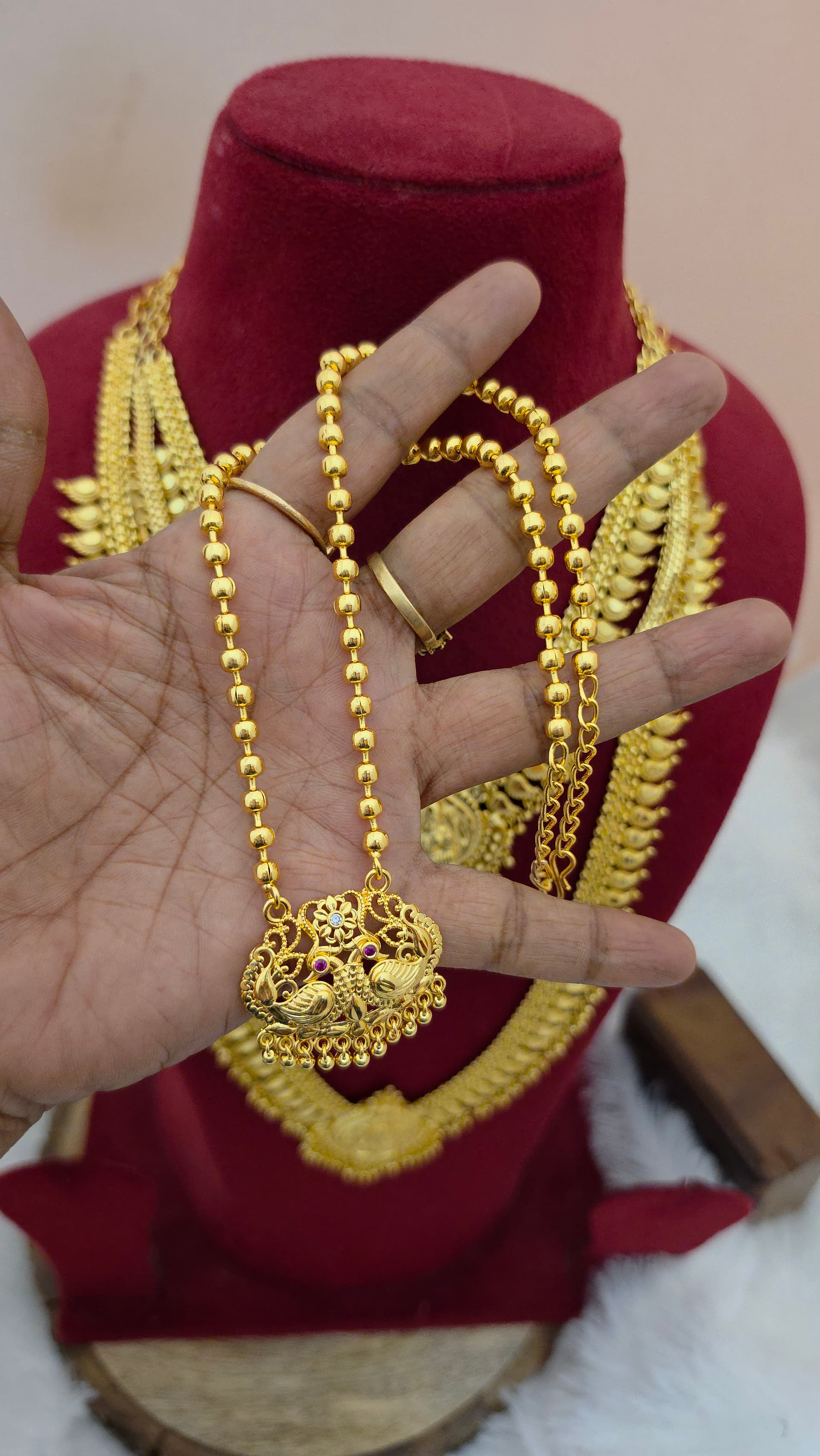 foaming ad stone 24 inch necklace