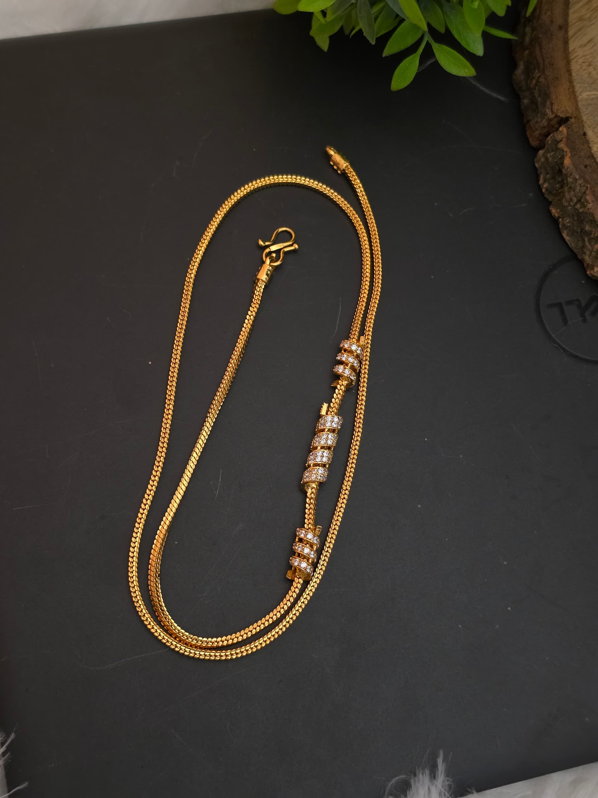 Premium foaming ad stone mugappu chain