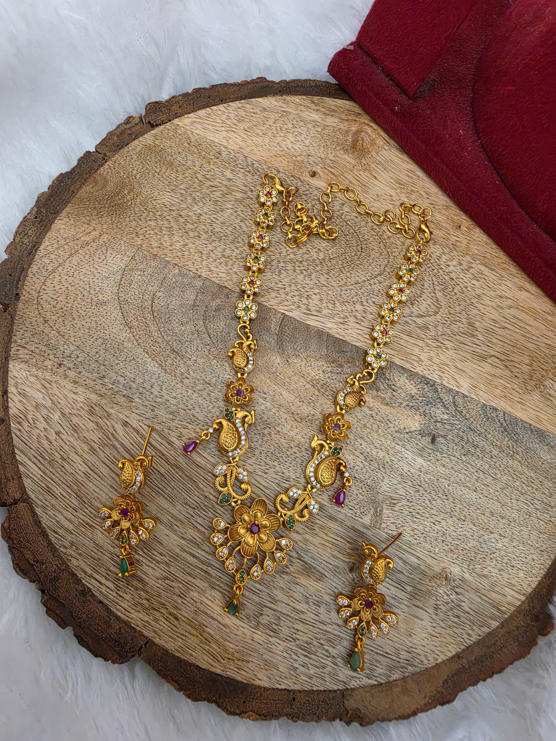  Premium matt ad stone peacock necklace