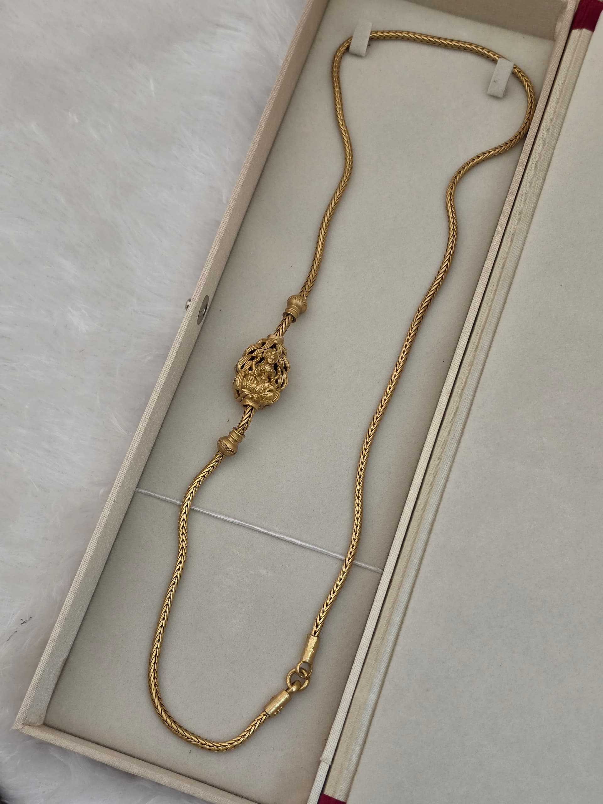Premium impon lakshmi reversible mugappu chain