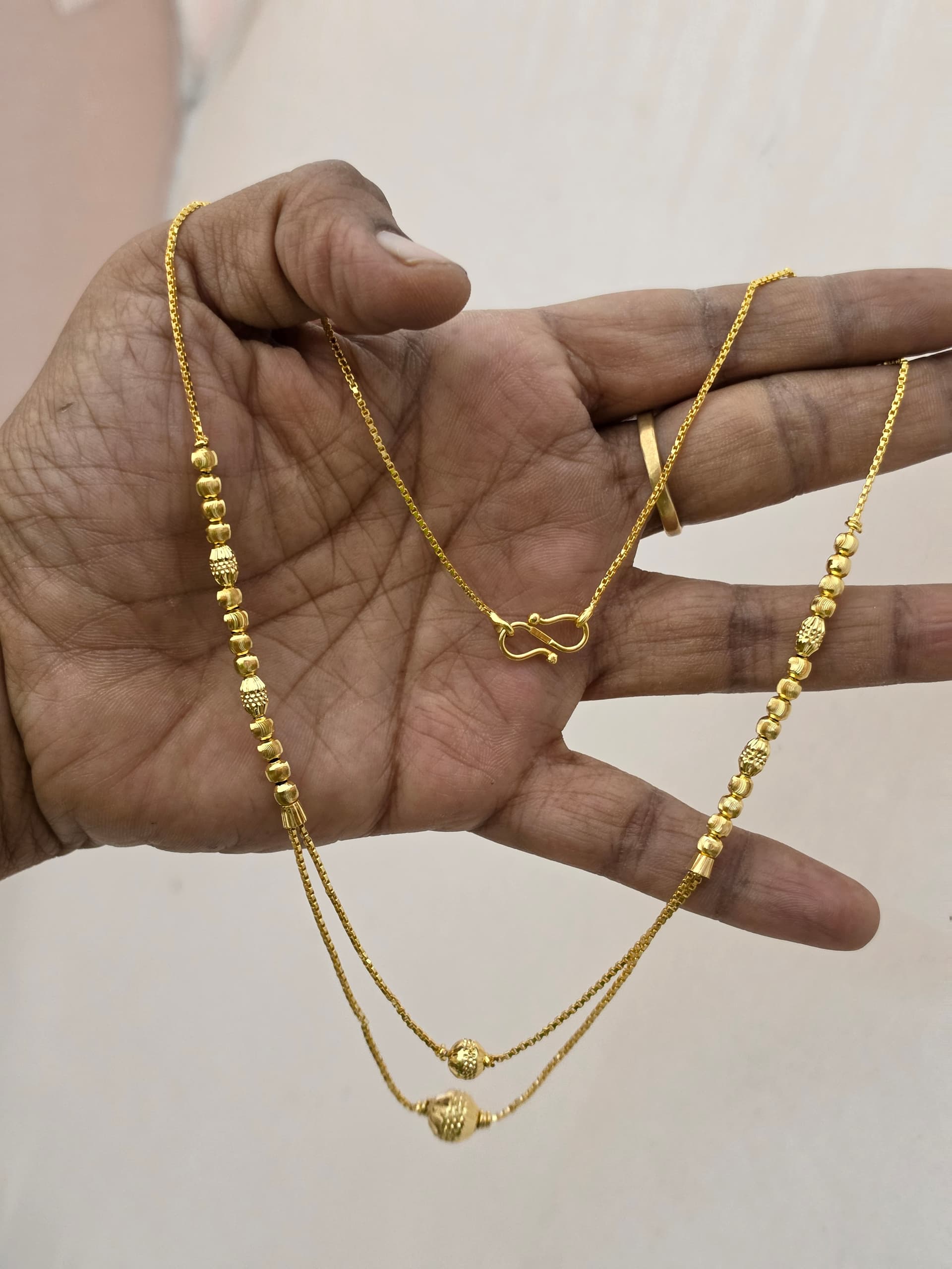 Premium foaming ball layer necklace
