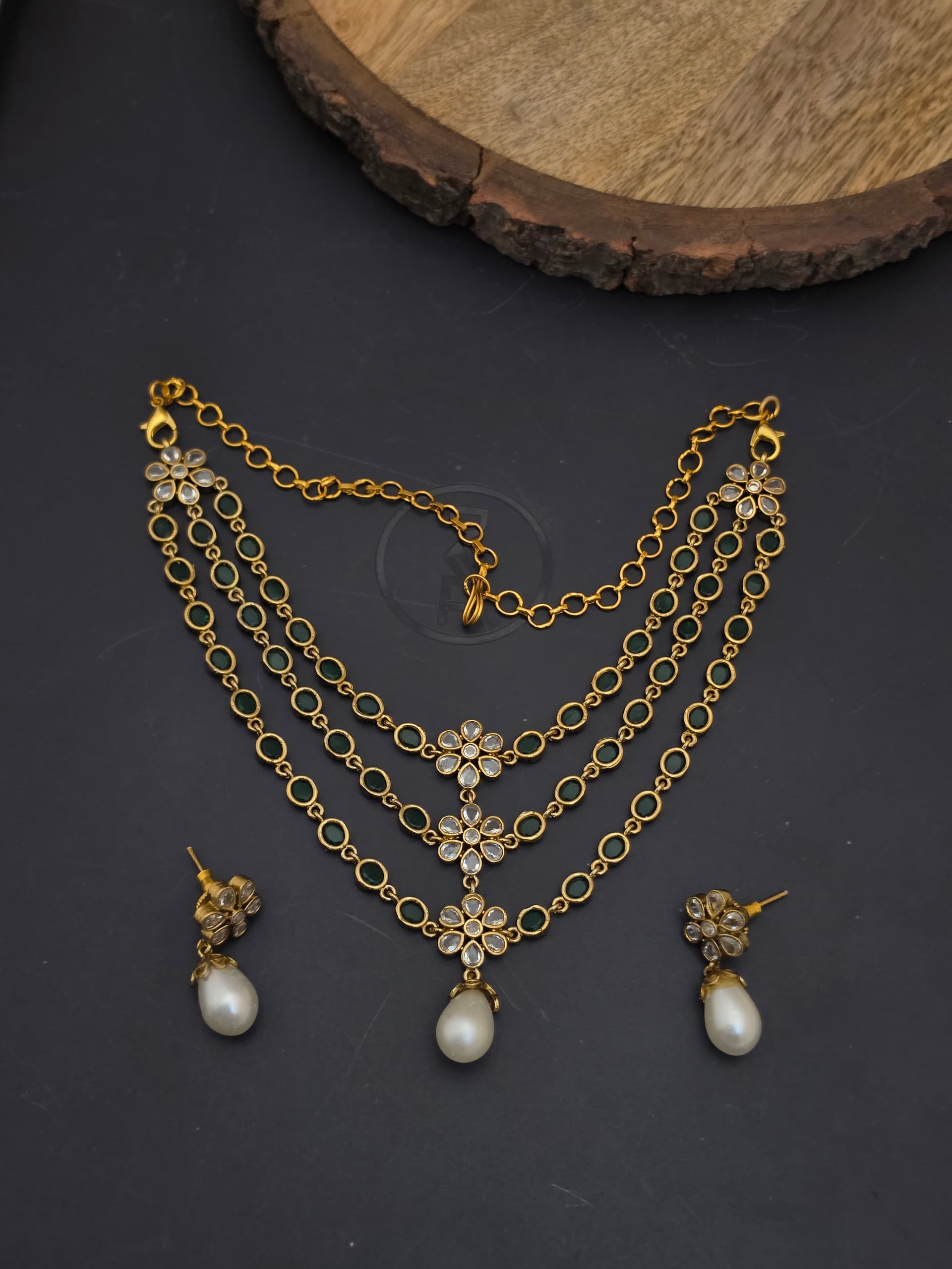Premium matt ad stone layer necklace