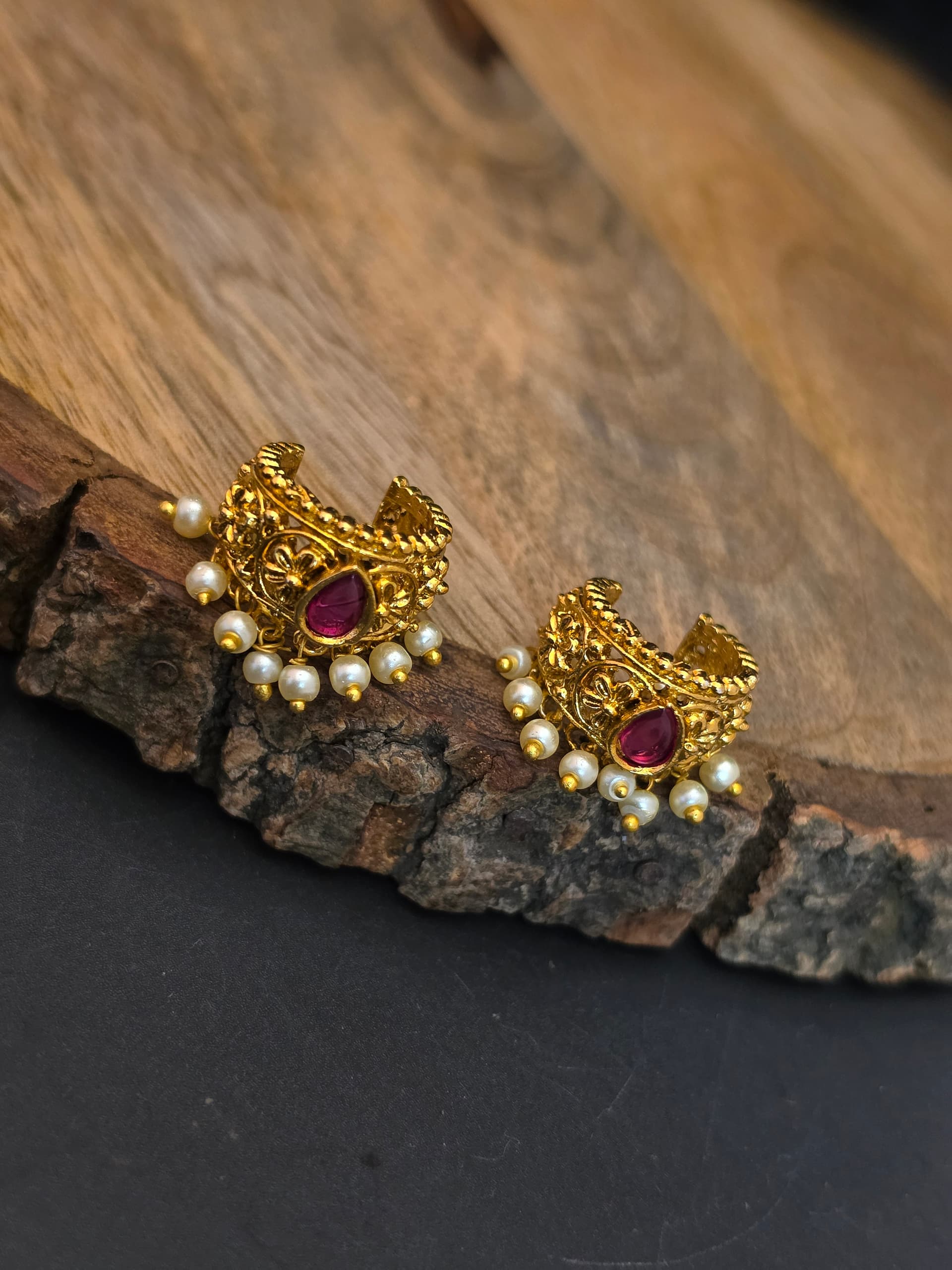 Premium matt bukkadi ruby stud