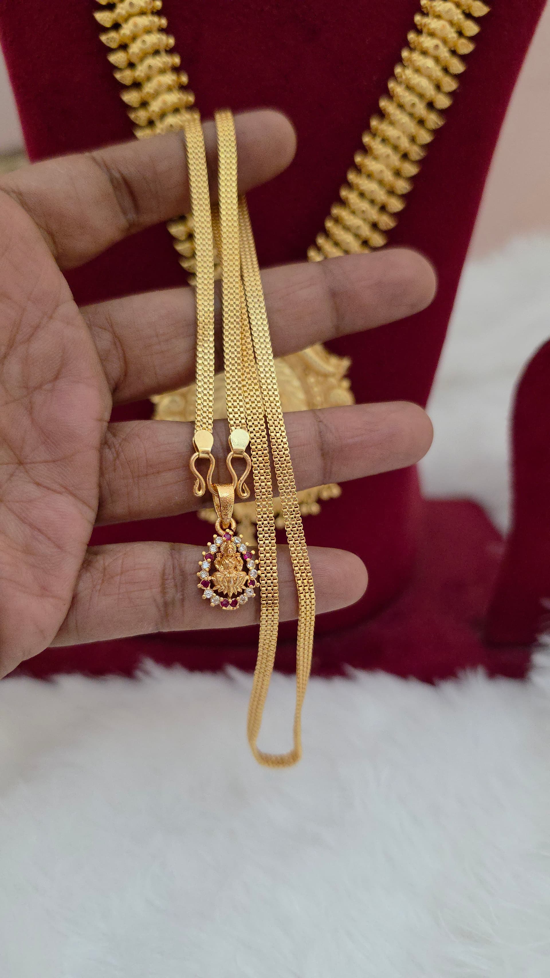 Premium foaming ad stone lakshmi 1 day offer dollar chain
