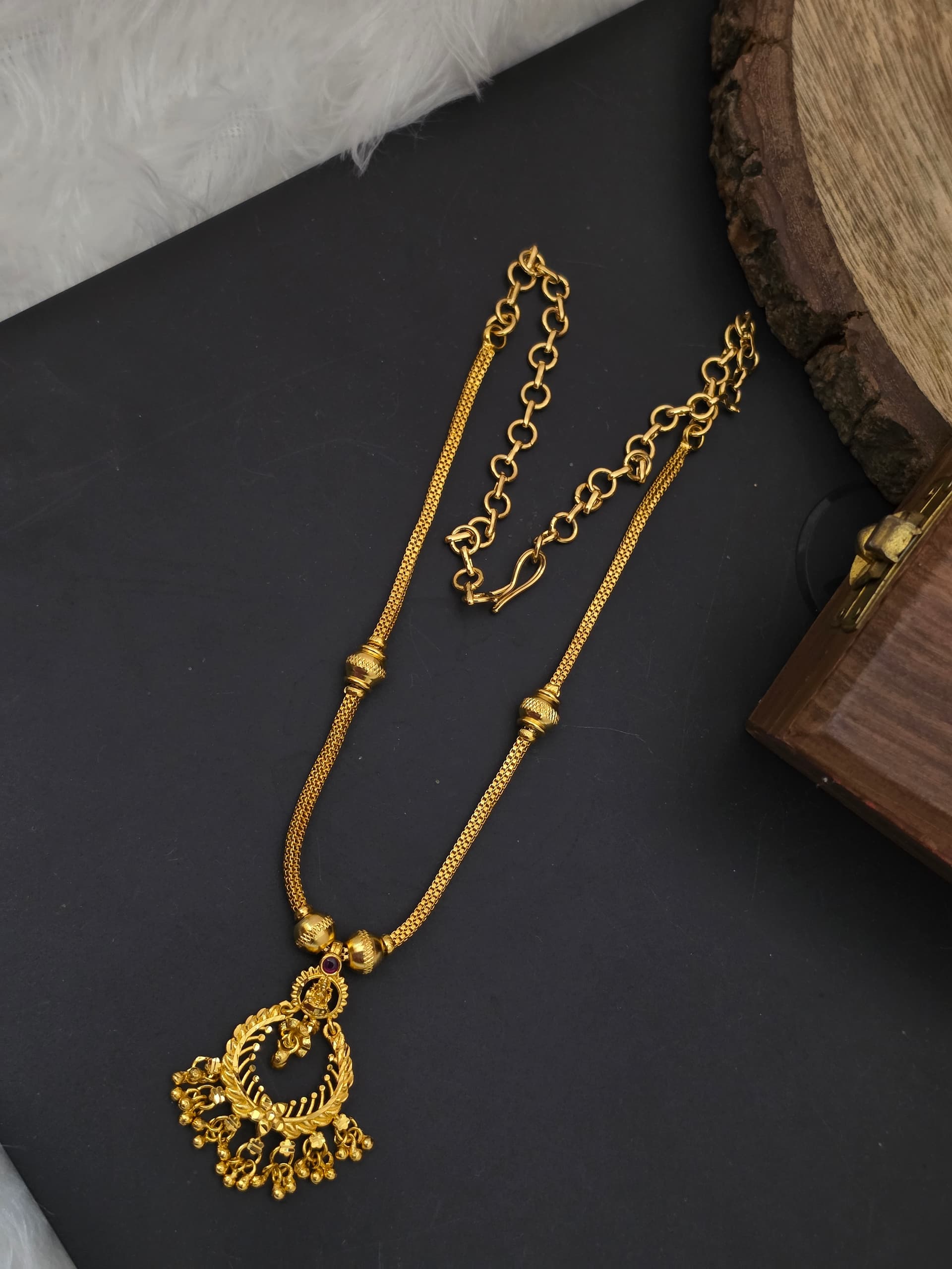 Premium foaming chandhbali lakshmi necklace