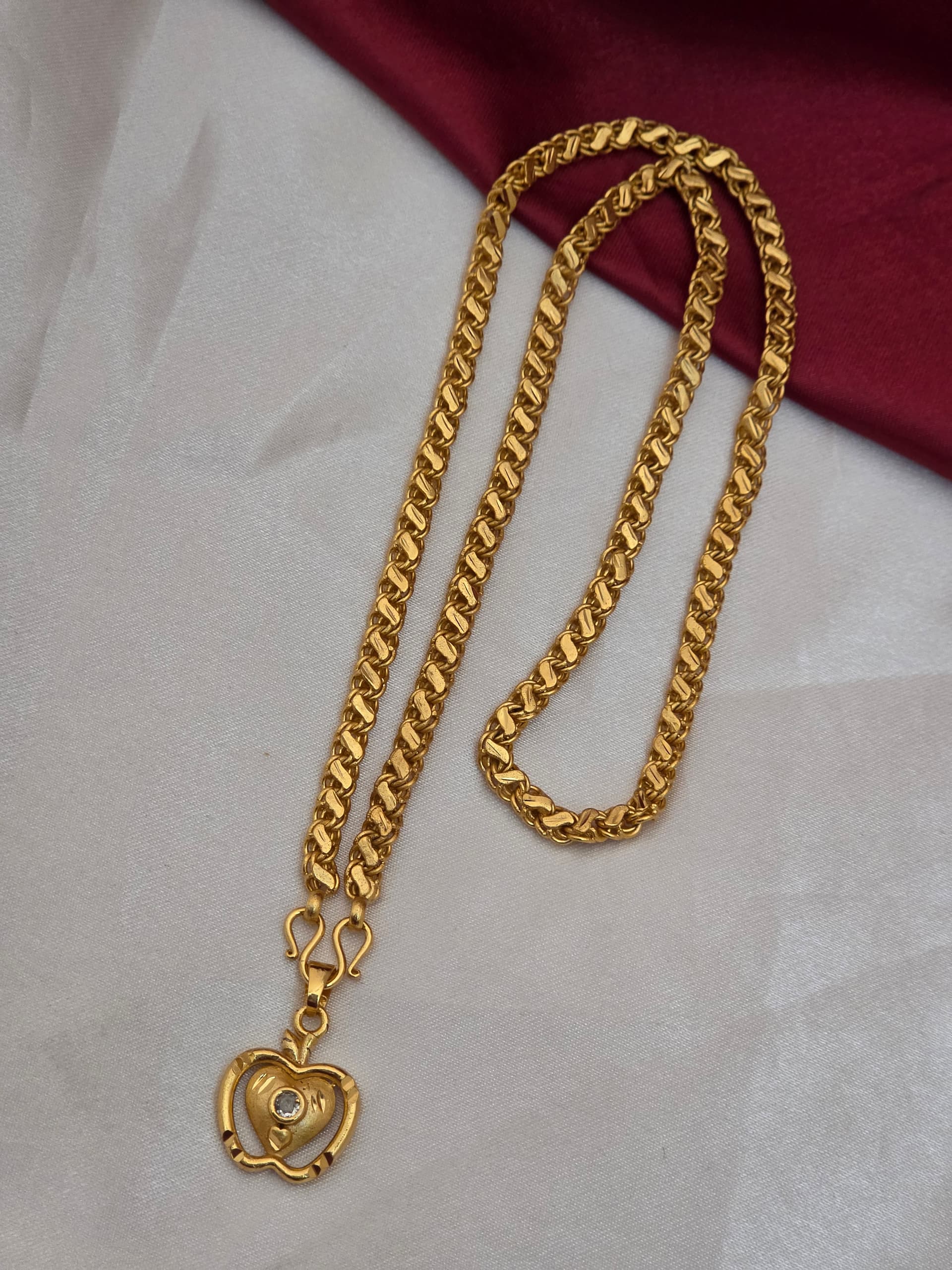 Premium foaming ad stone 18 inch dollar chain