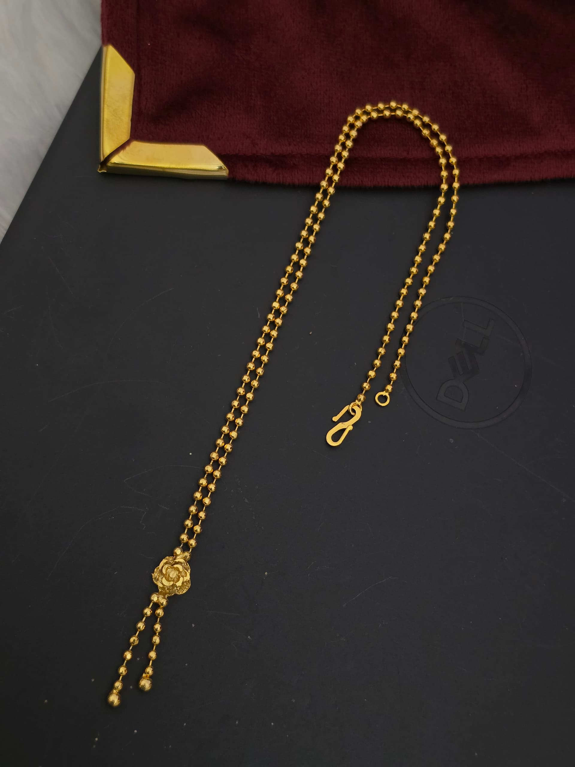 Premium faoming necklace