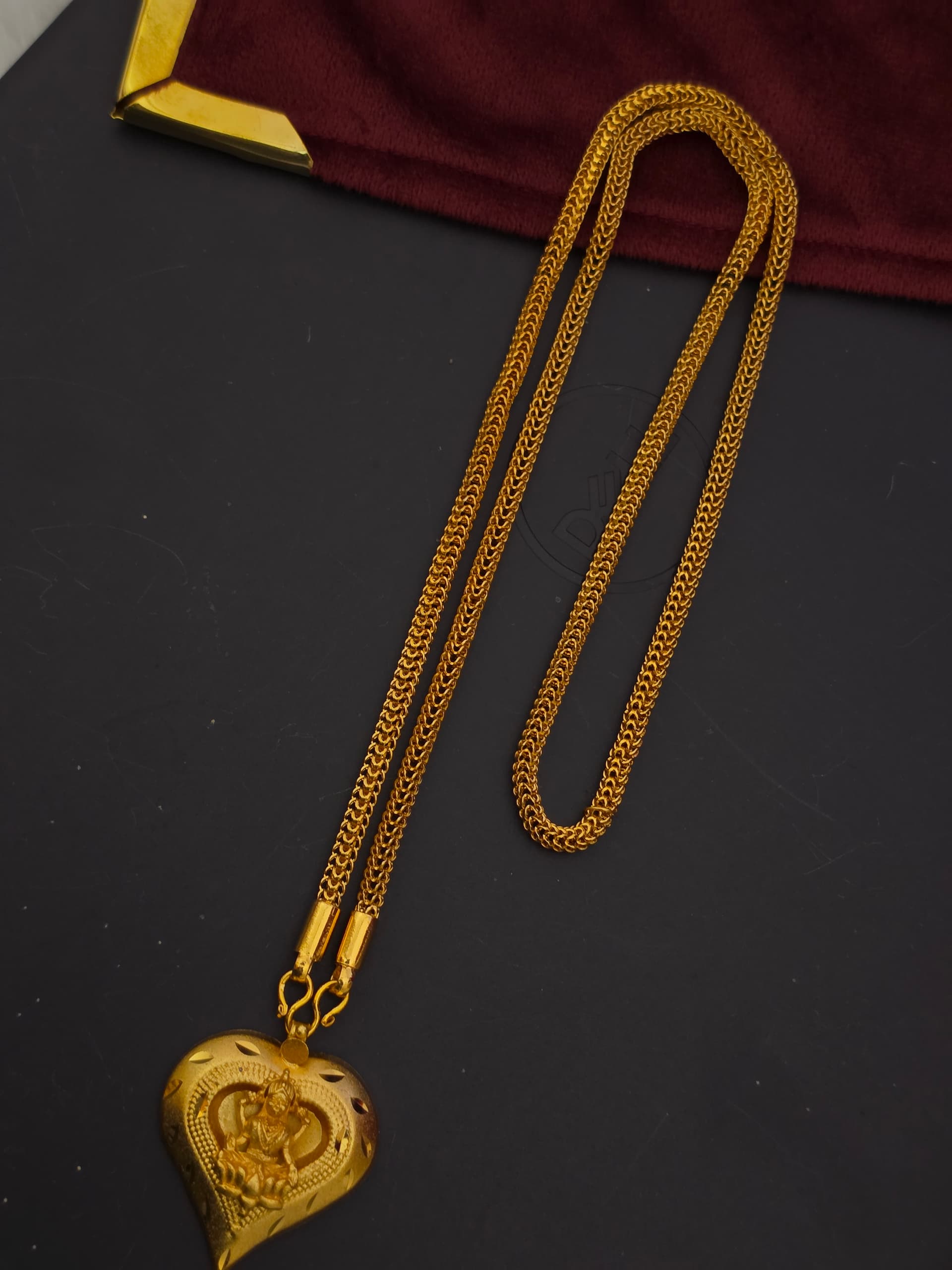Premium faoming lakshmi dollar chain 28 inch