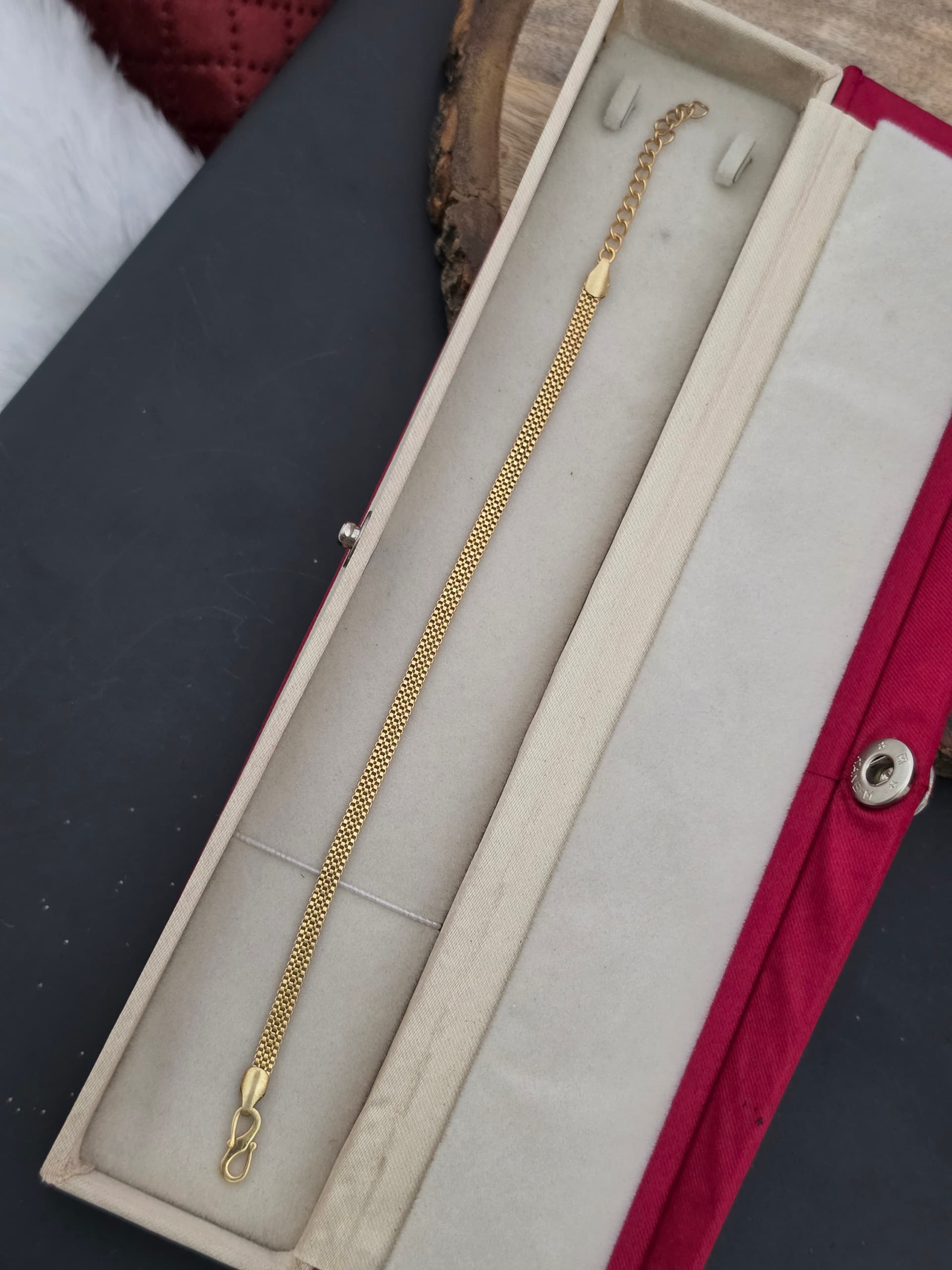 Premium impon 3 line bracelet
