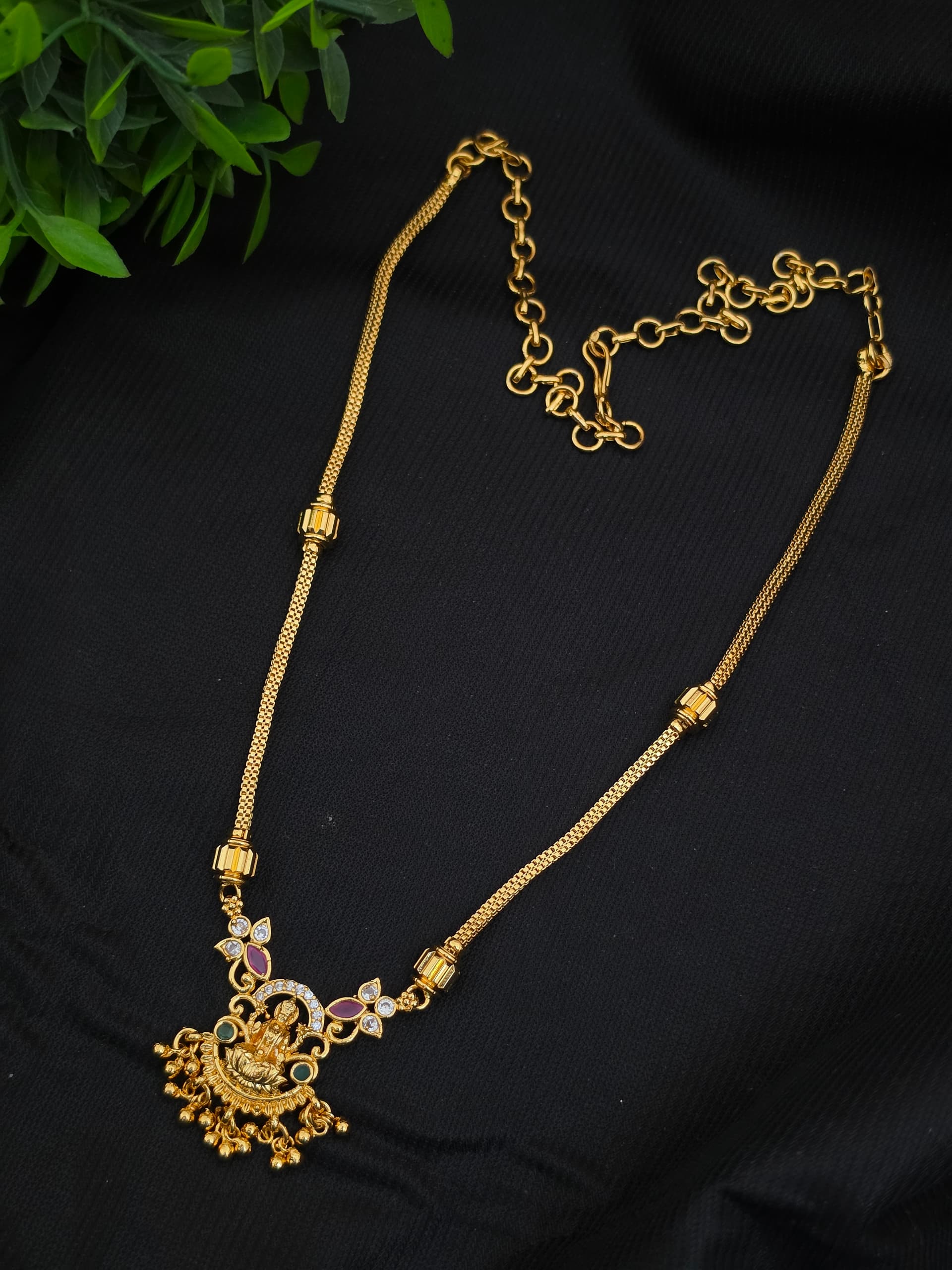 Premium  foaming ad stone lakshmi necklace