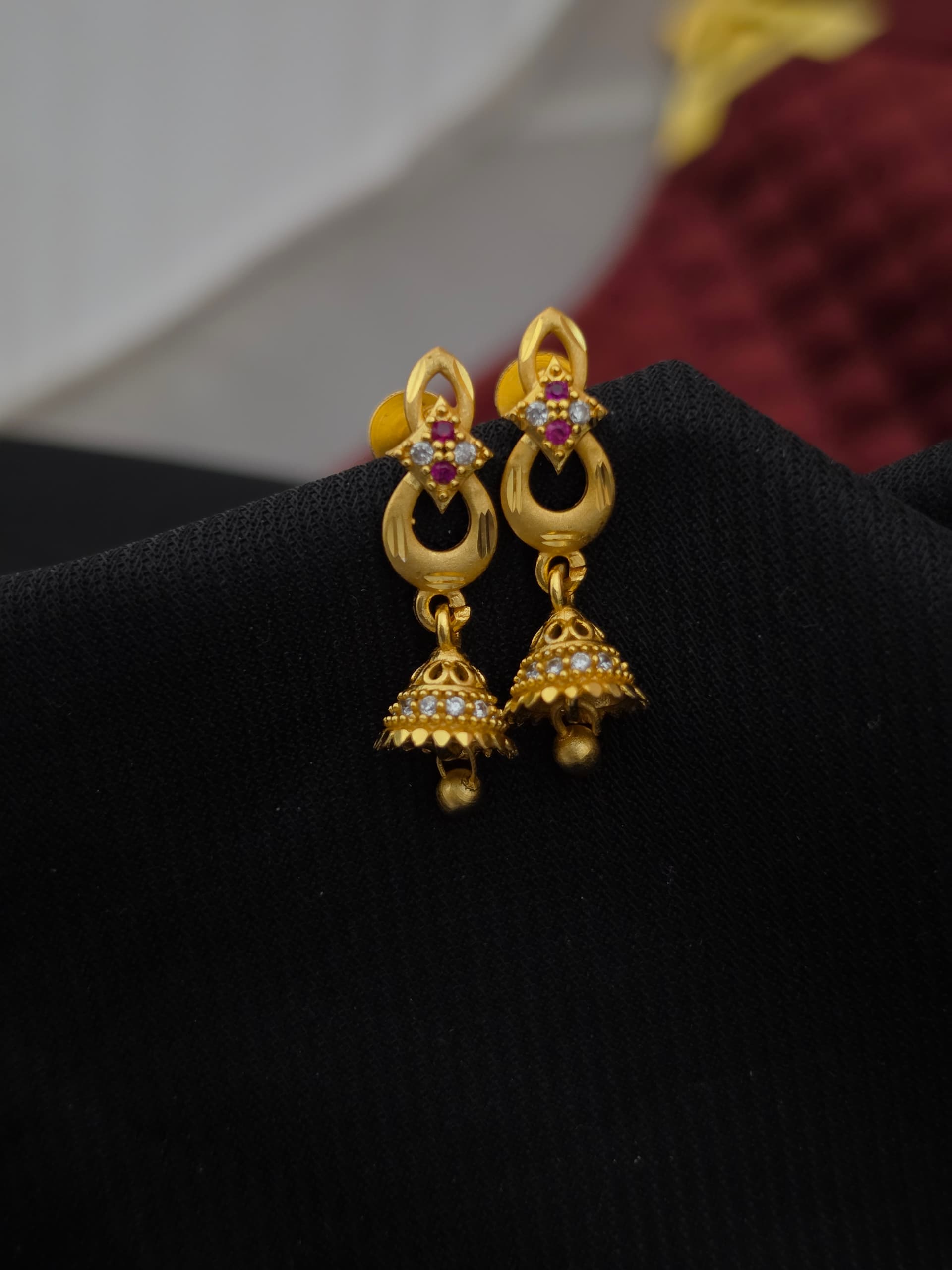 Premium foaming ad stone drops jhumka