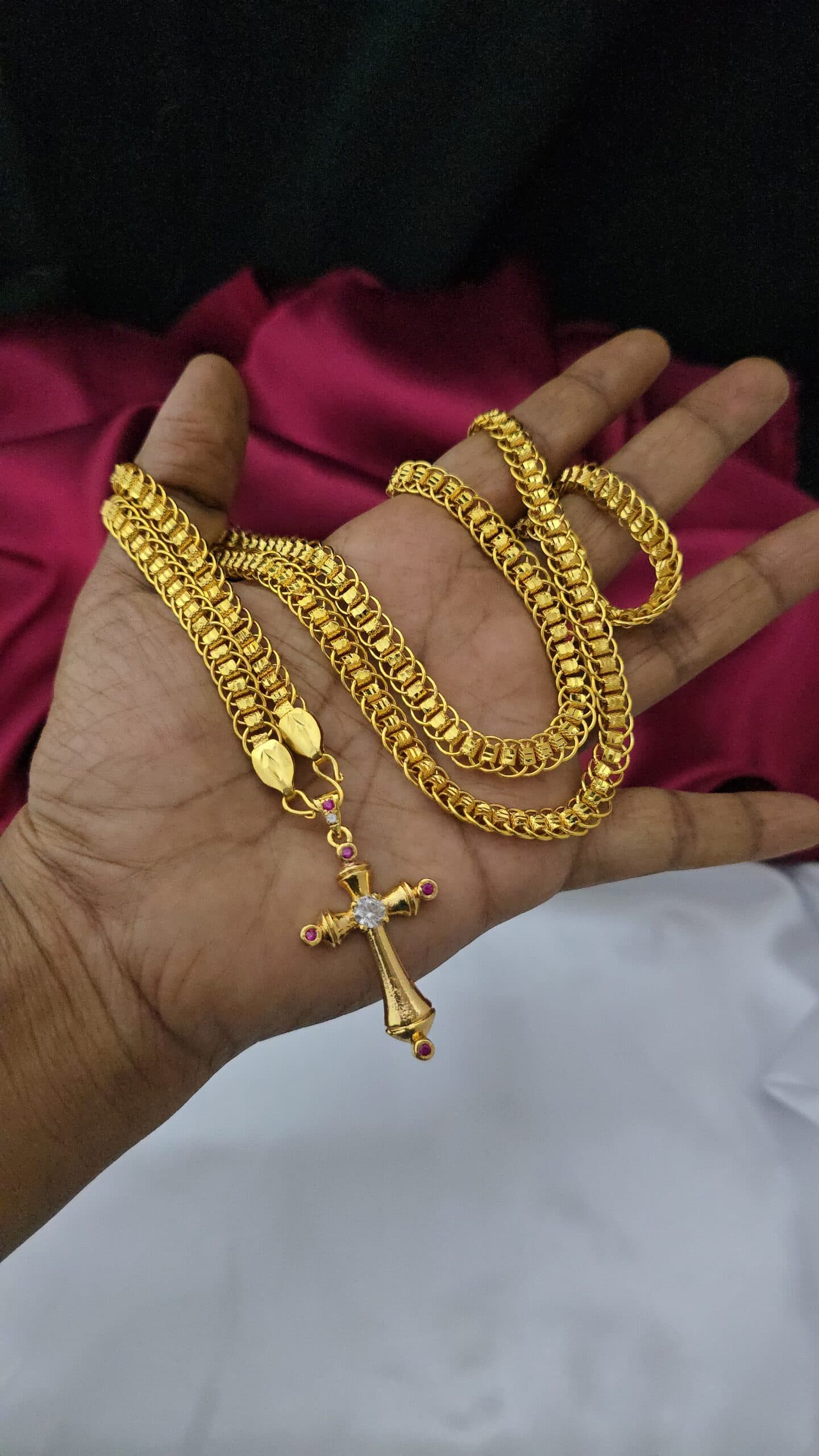 Foaming 24 inches cross dollar chain